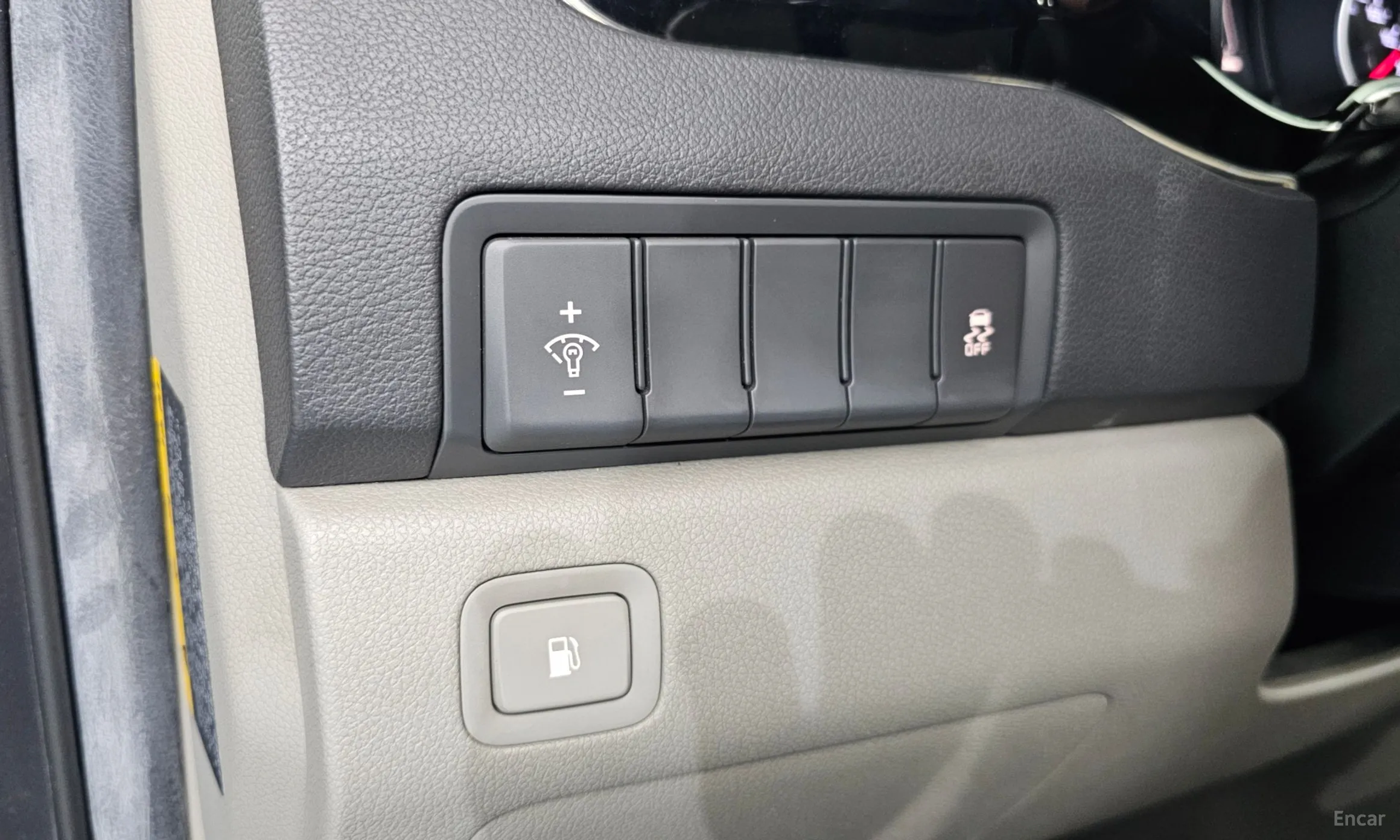 Kia Carnival превью 20