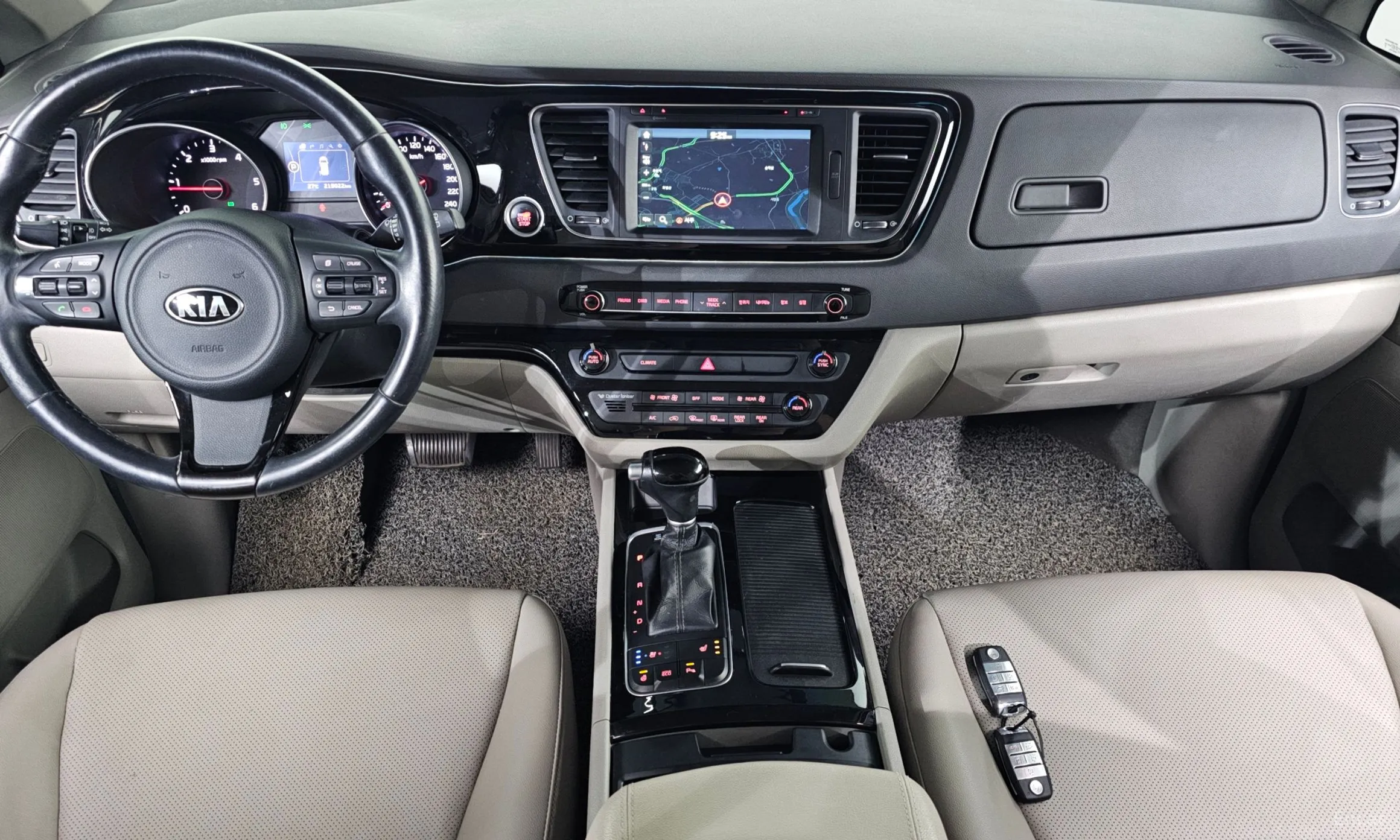 Kia Carnival превью 7