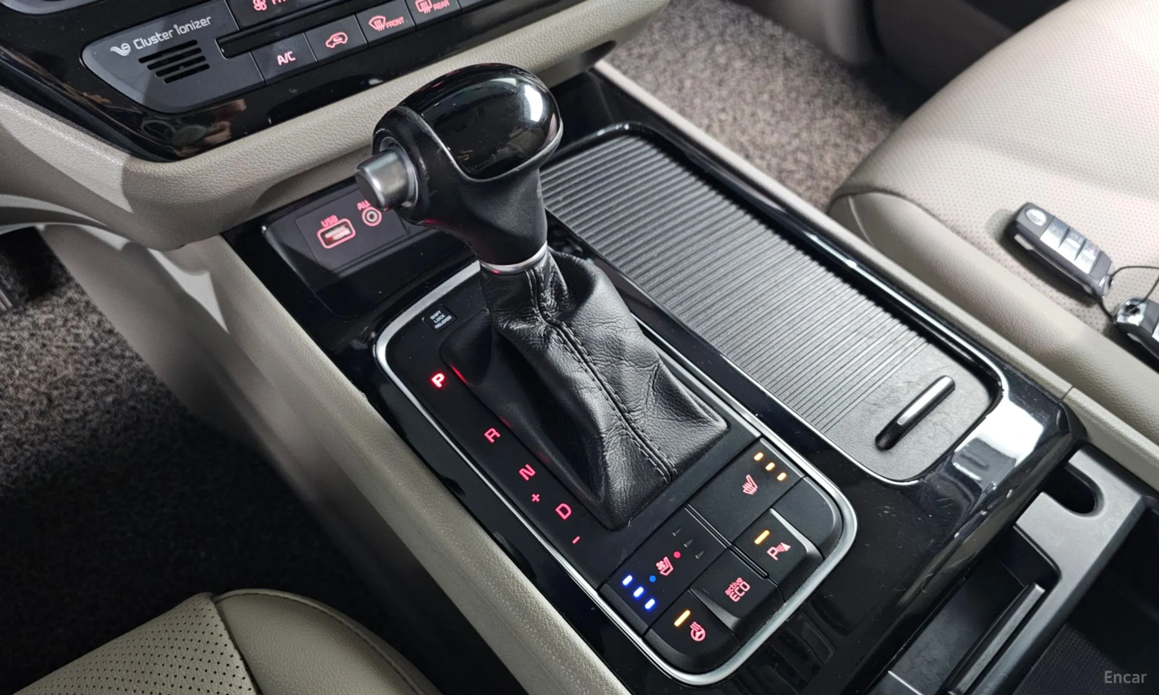 Kia Carnival превью 9