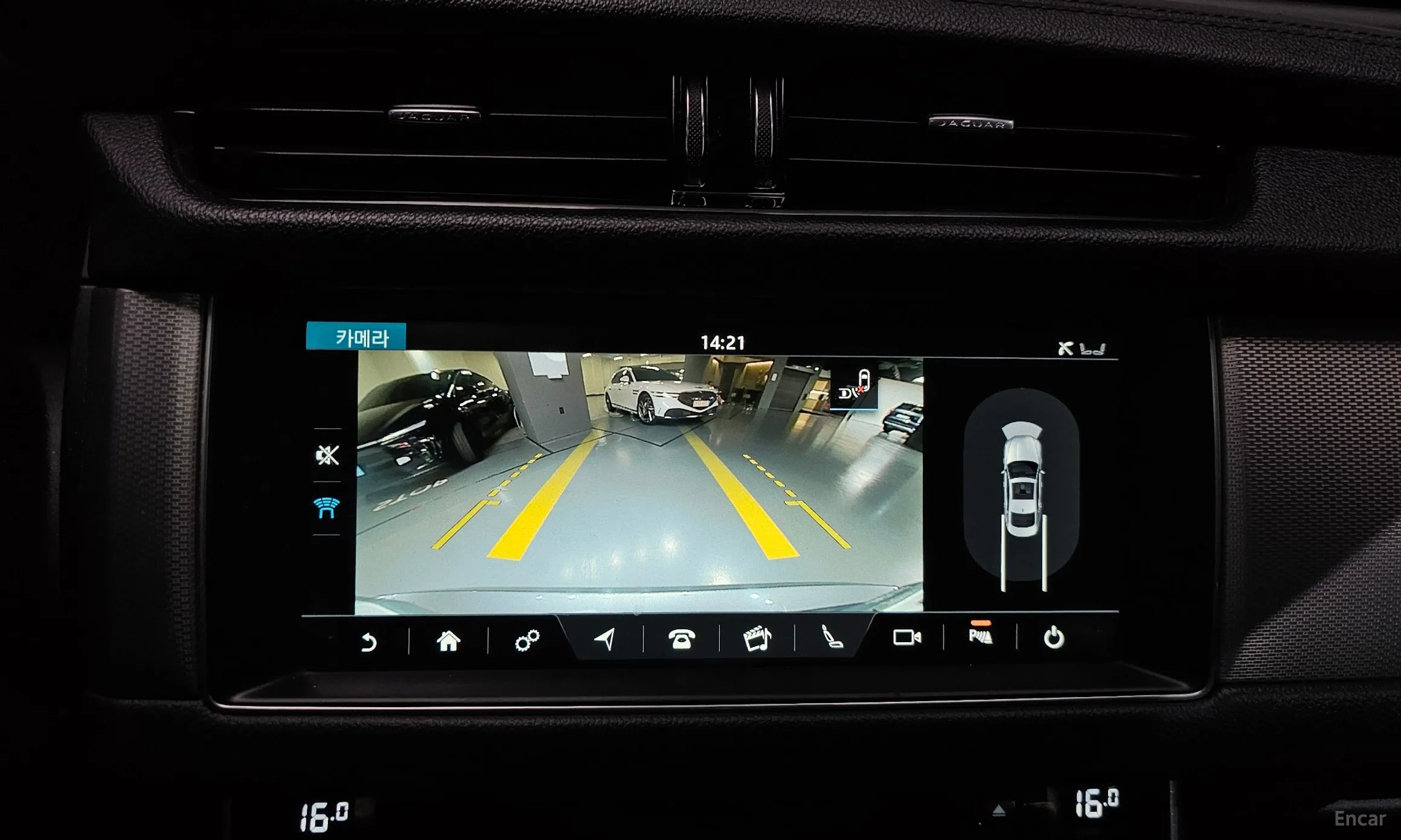 Jaguar XF (x260) превью 15