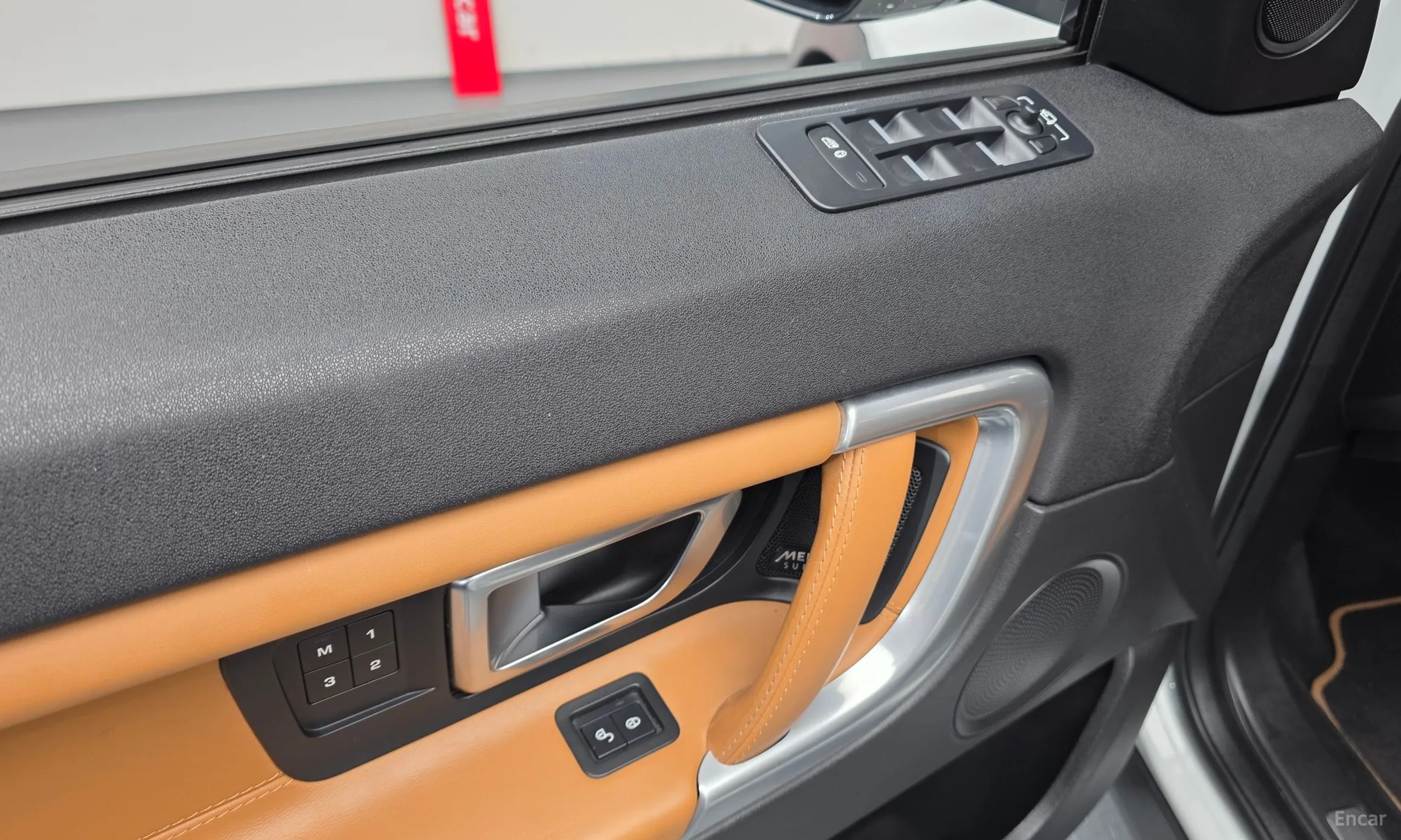 Land Rover Discovery Sports превью 20