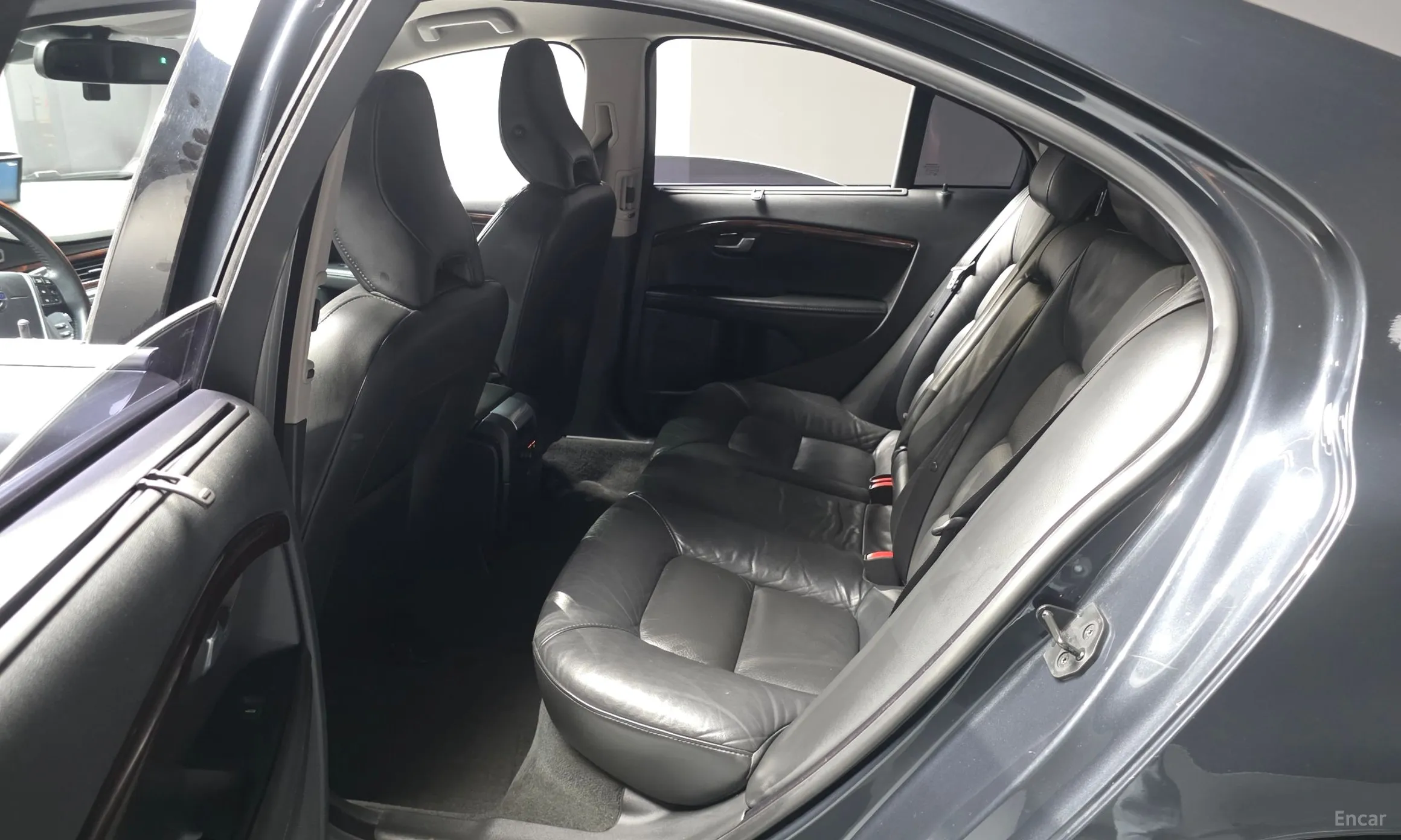 Volvo S80 превью 12