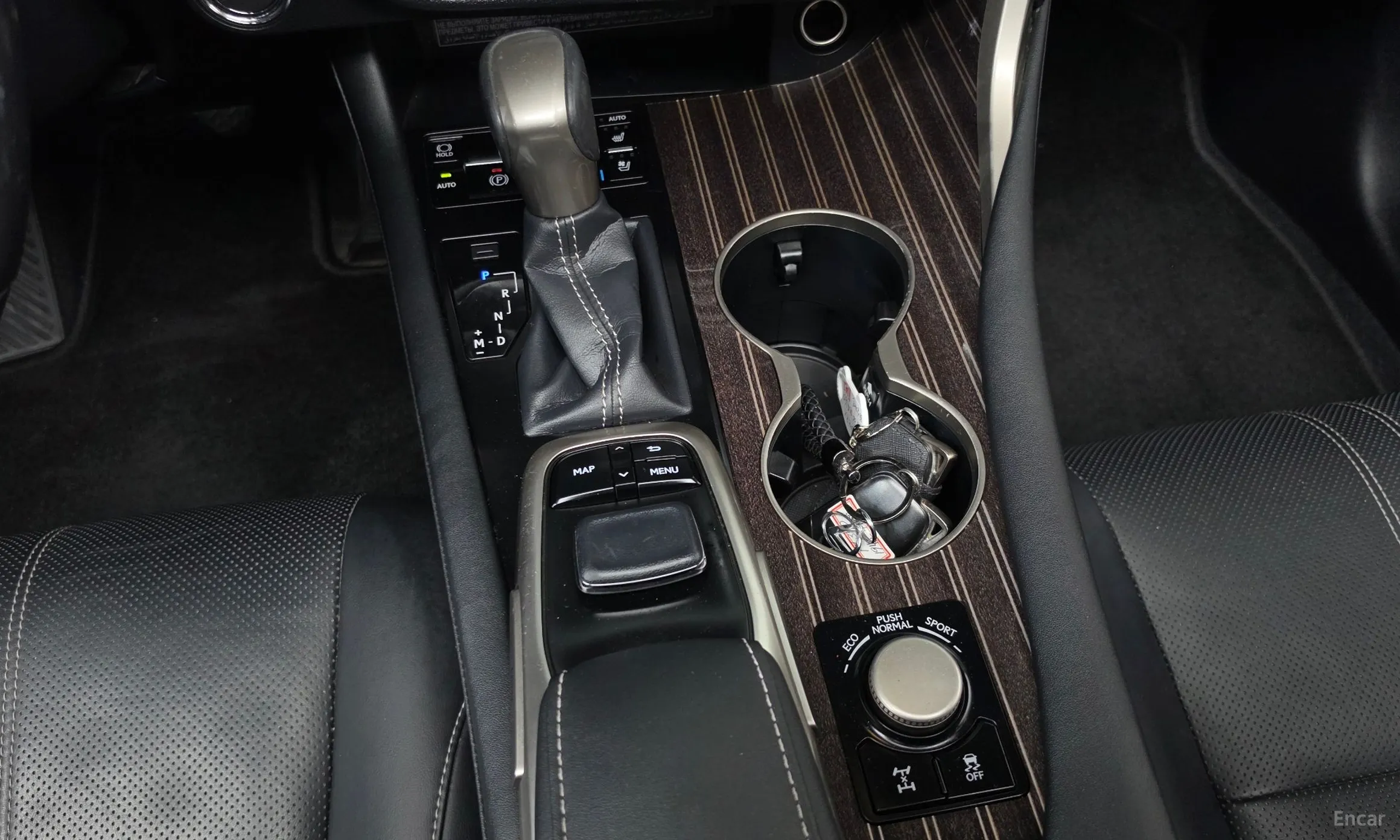 Lexus RX350 4th Generation превью 9