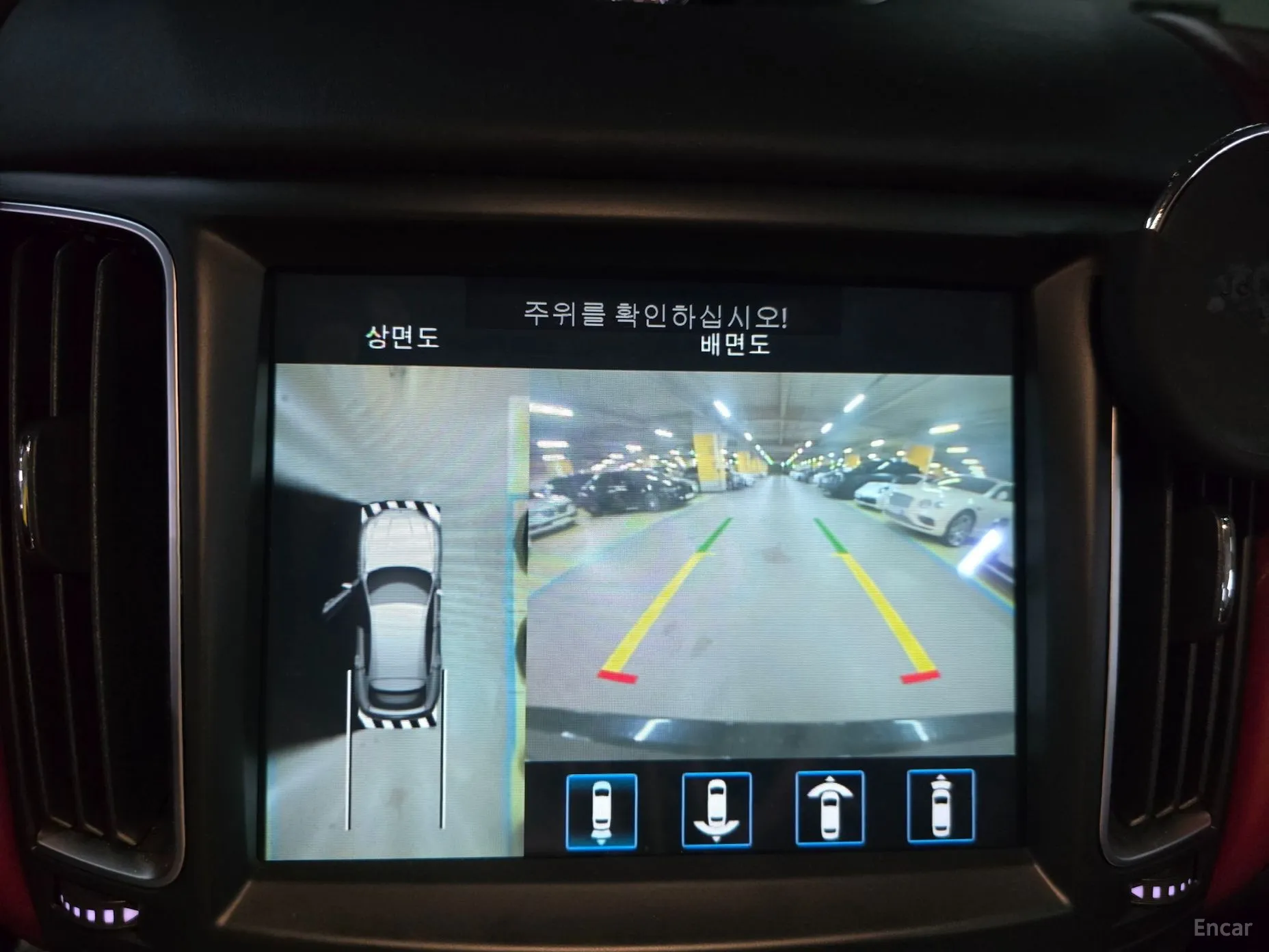 Maserati Levante превью 16