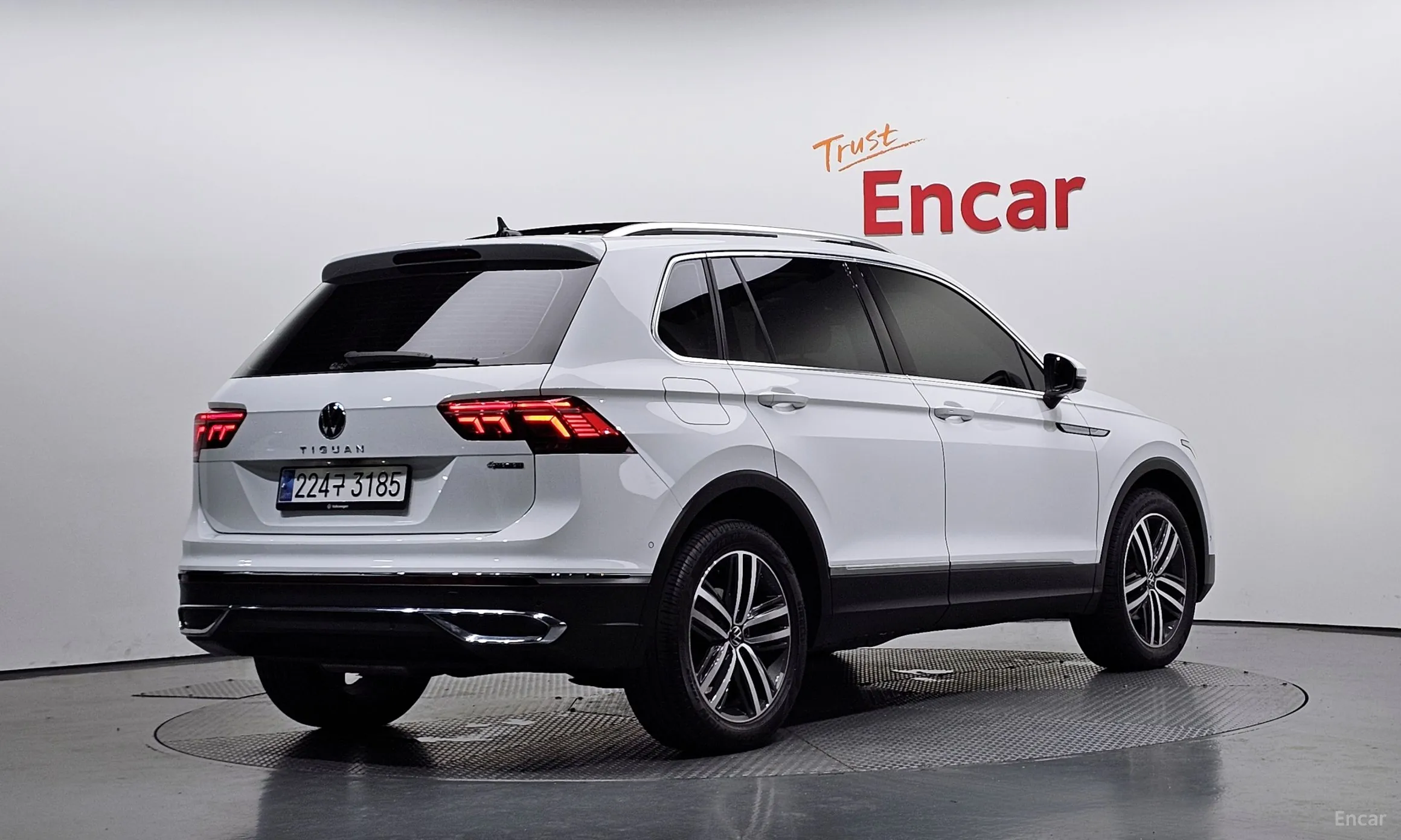 Volkswagen Tiguan 2nd Generation