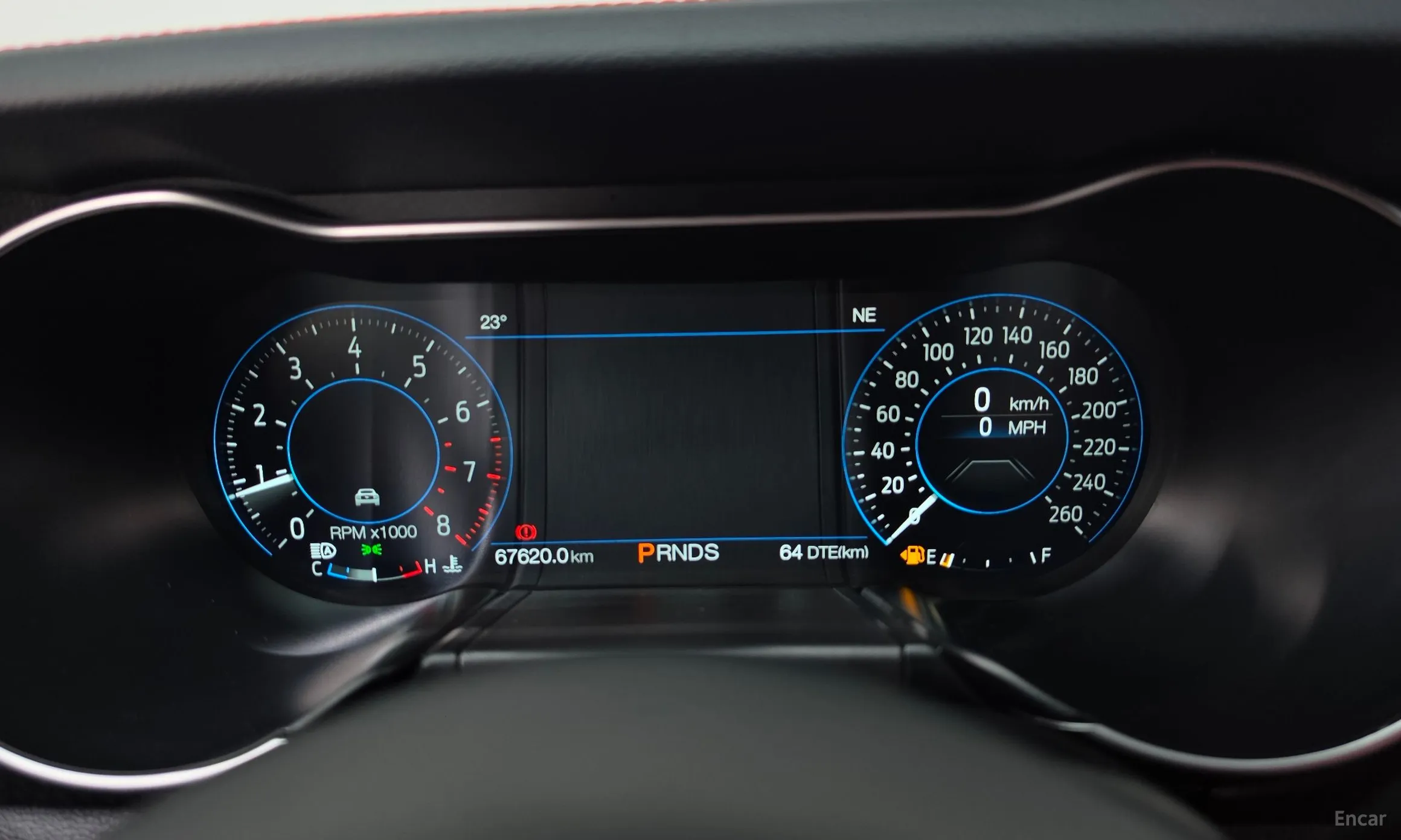 Ford Mustang превью 8