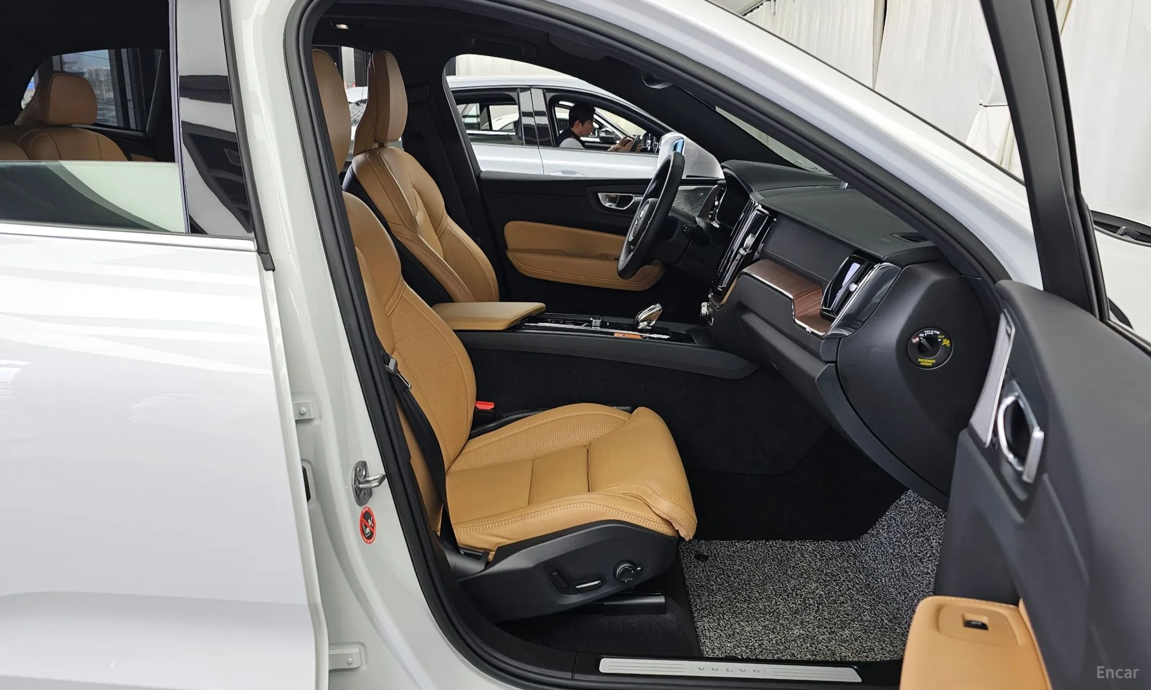 Volvo XC60 Gen 2 превью 11