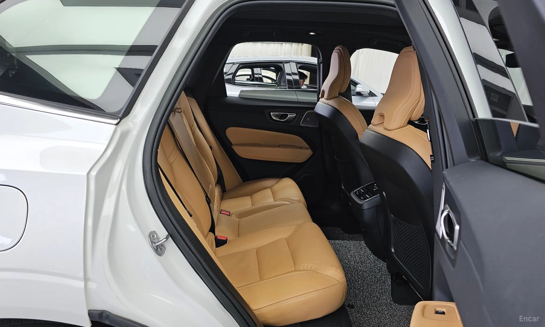 Volvo XC60 Gen 2 превью 12