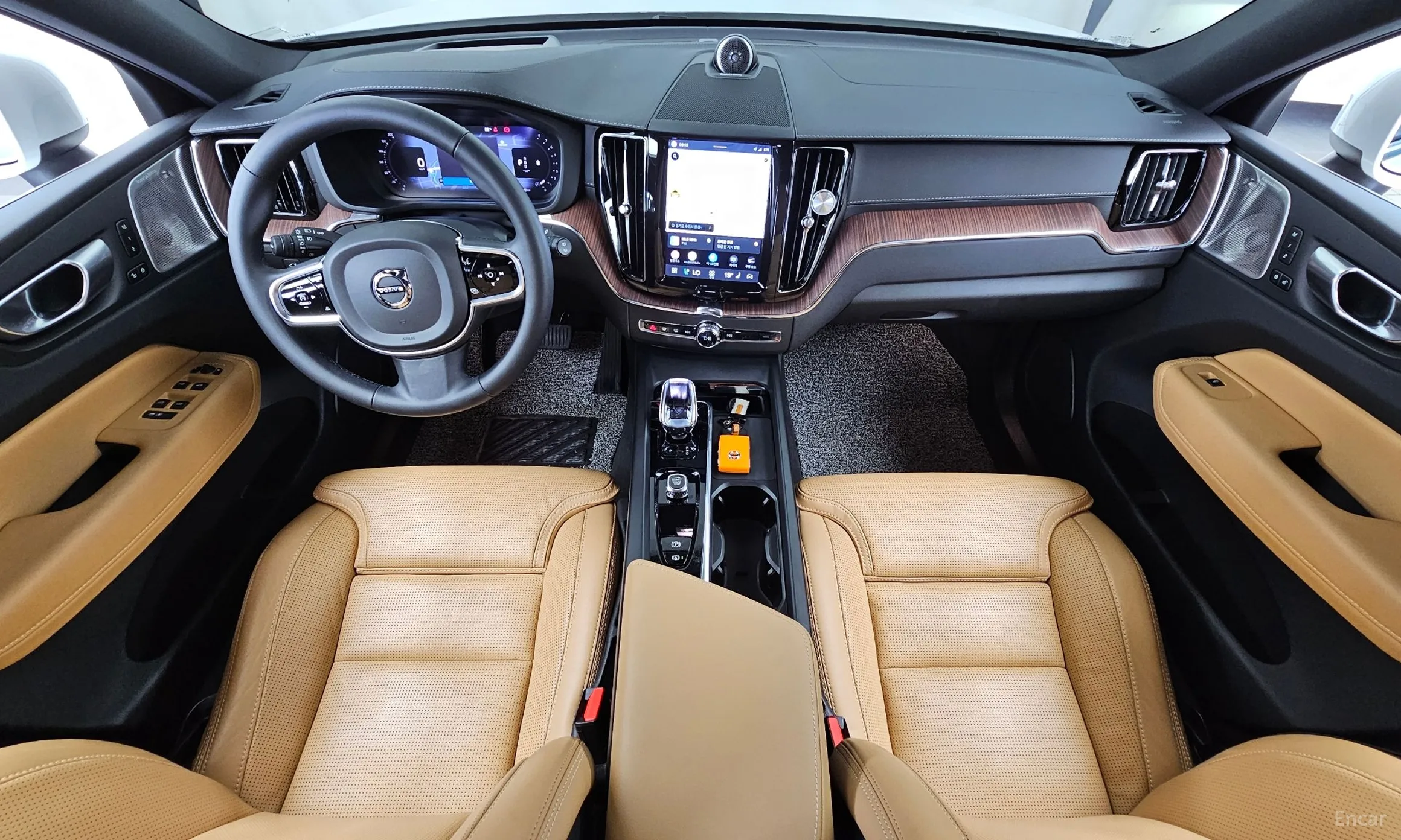 Volvo XC60 Gen 2 превью 7