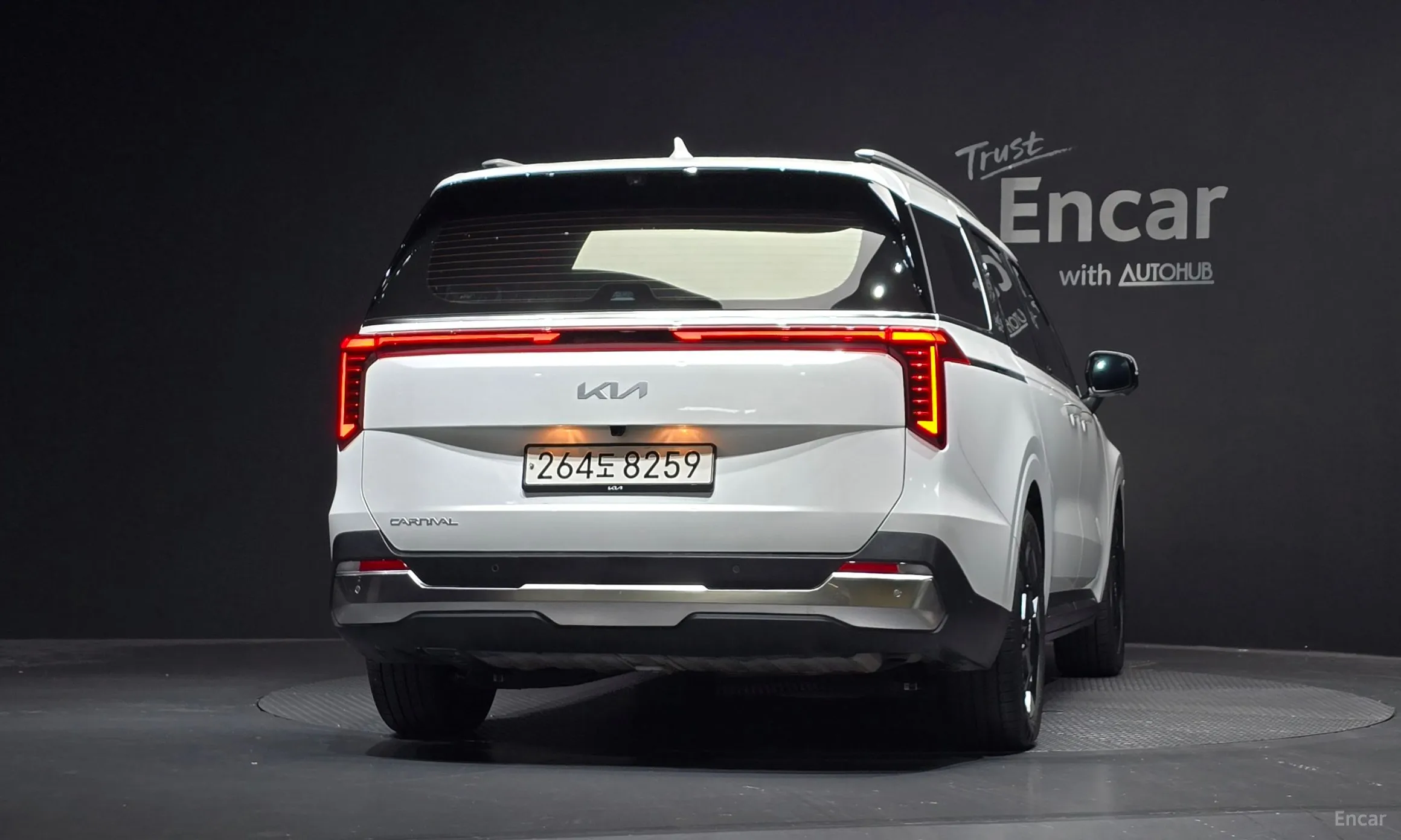 Kia Carnival 4th Generation превью 4