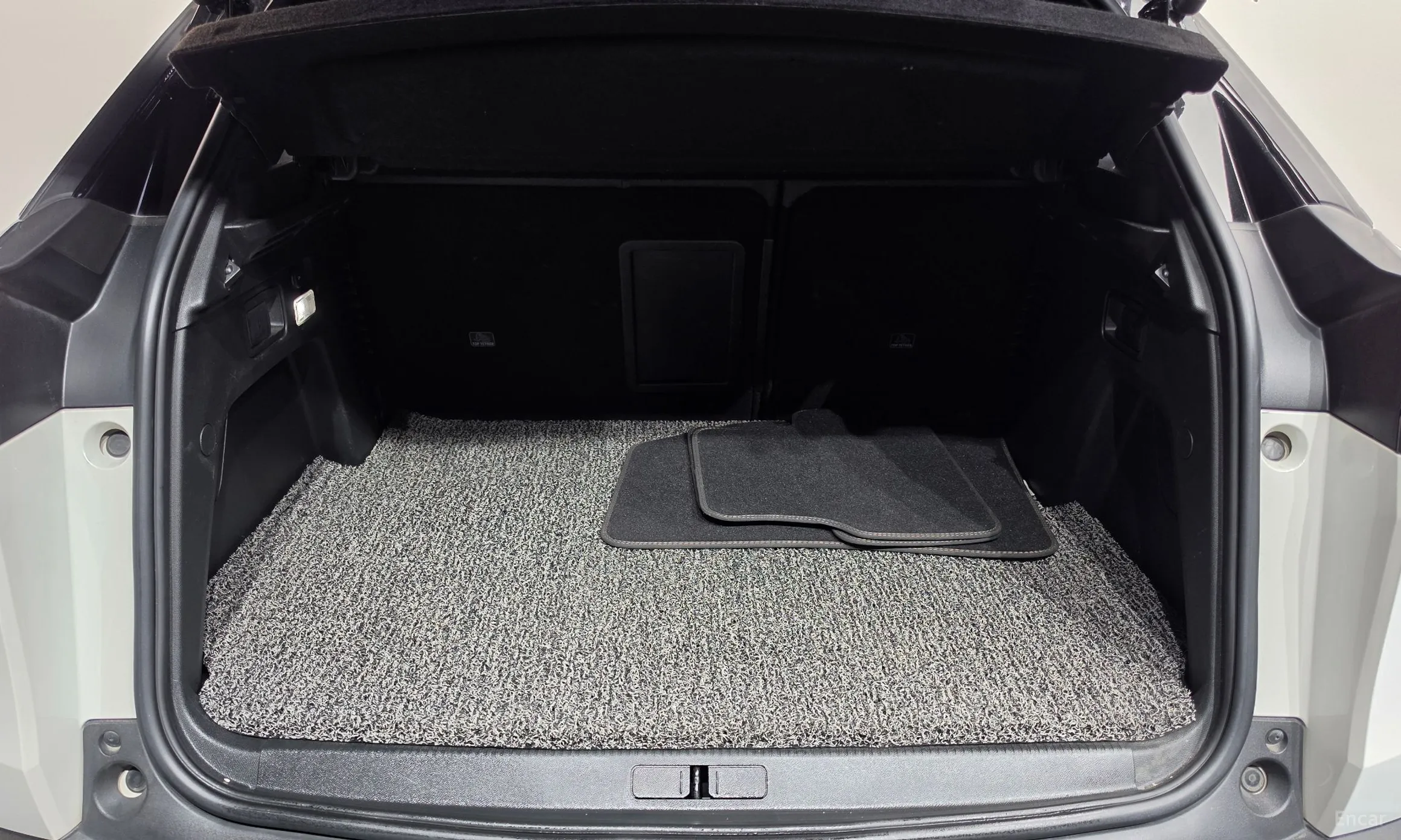 Peugeot 3008 2nd generation превью 20