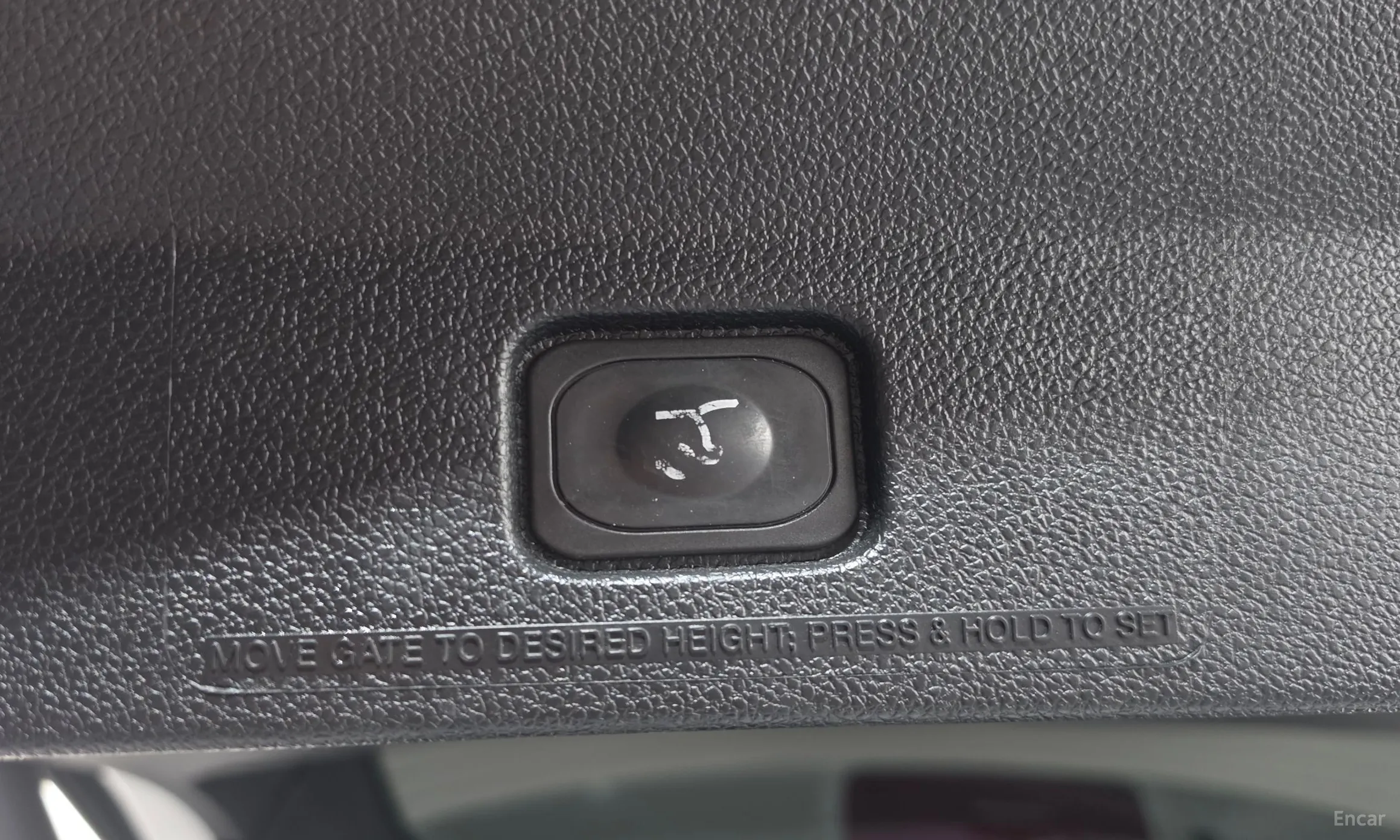 Ford Explorer превью 15