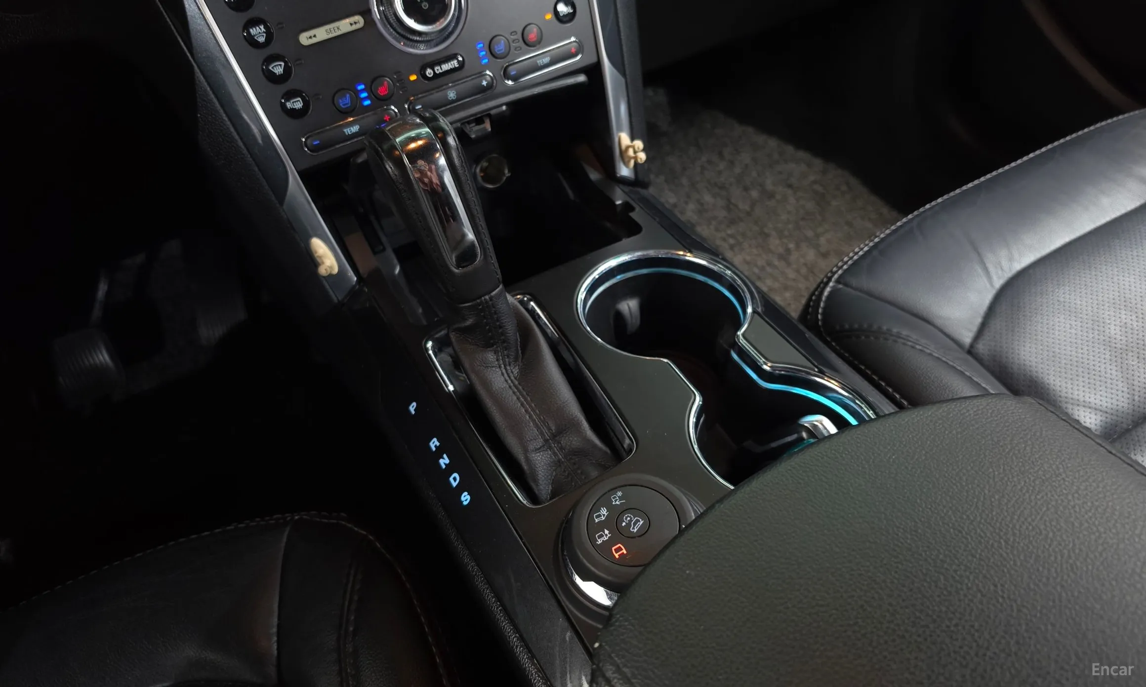 Ford Explorer превью 9