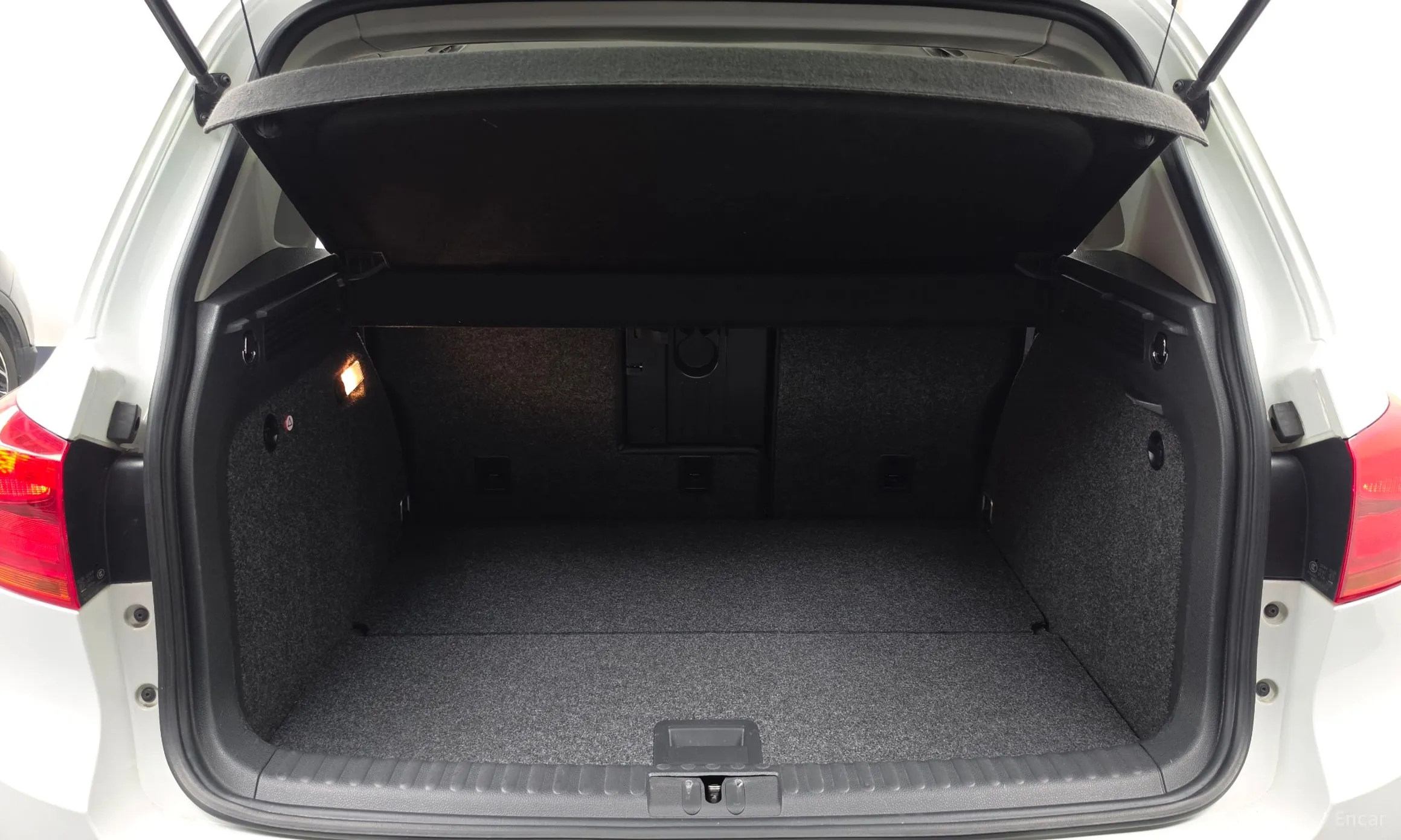 Volkswagen New Tiguan превью 20