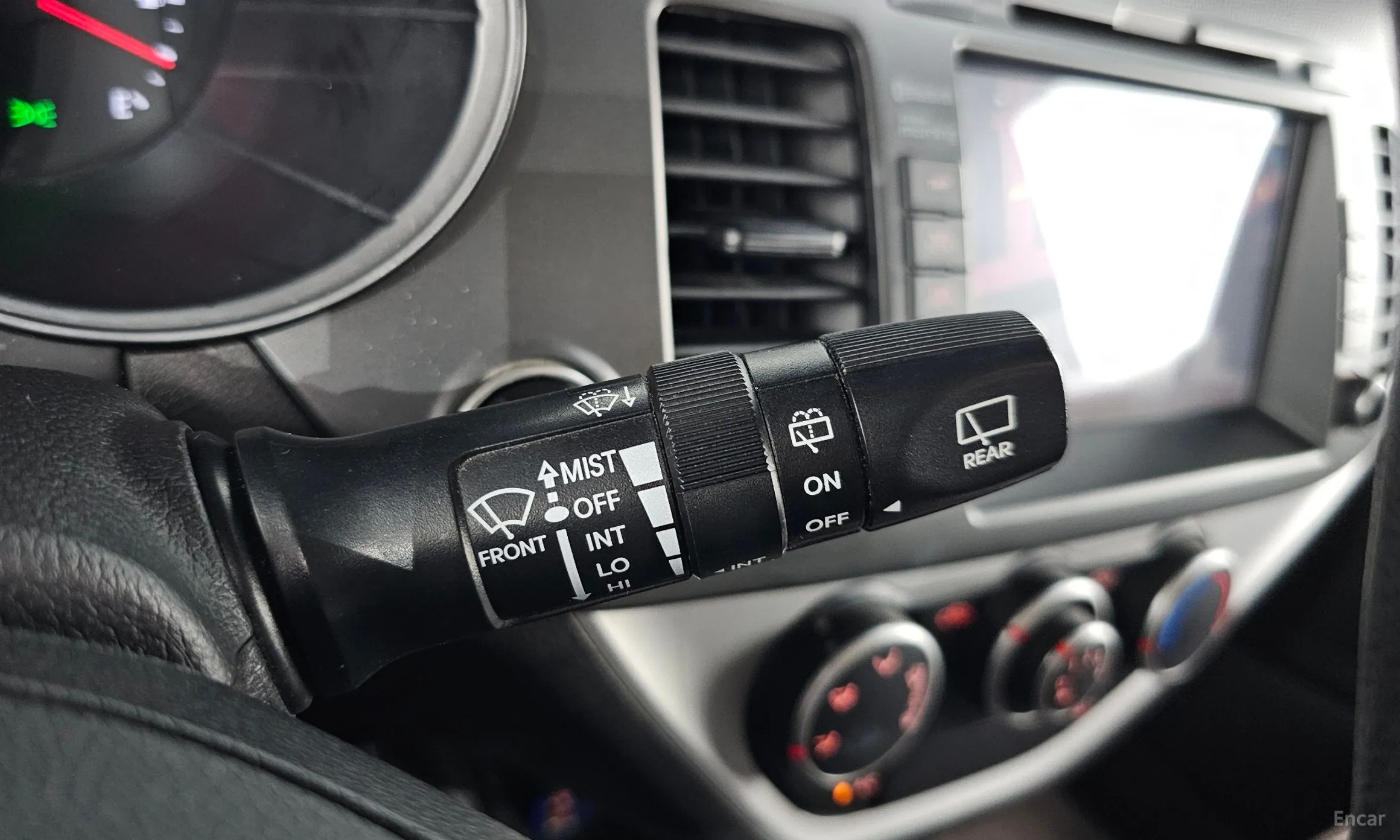 Kia morning превью 20