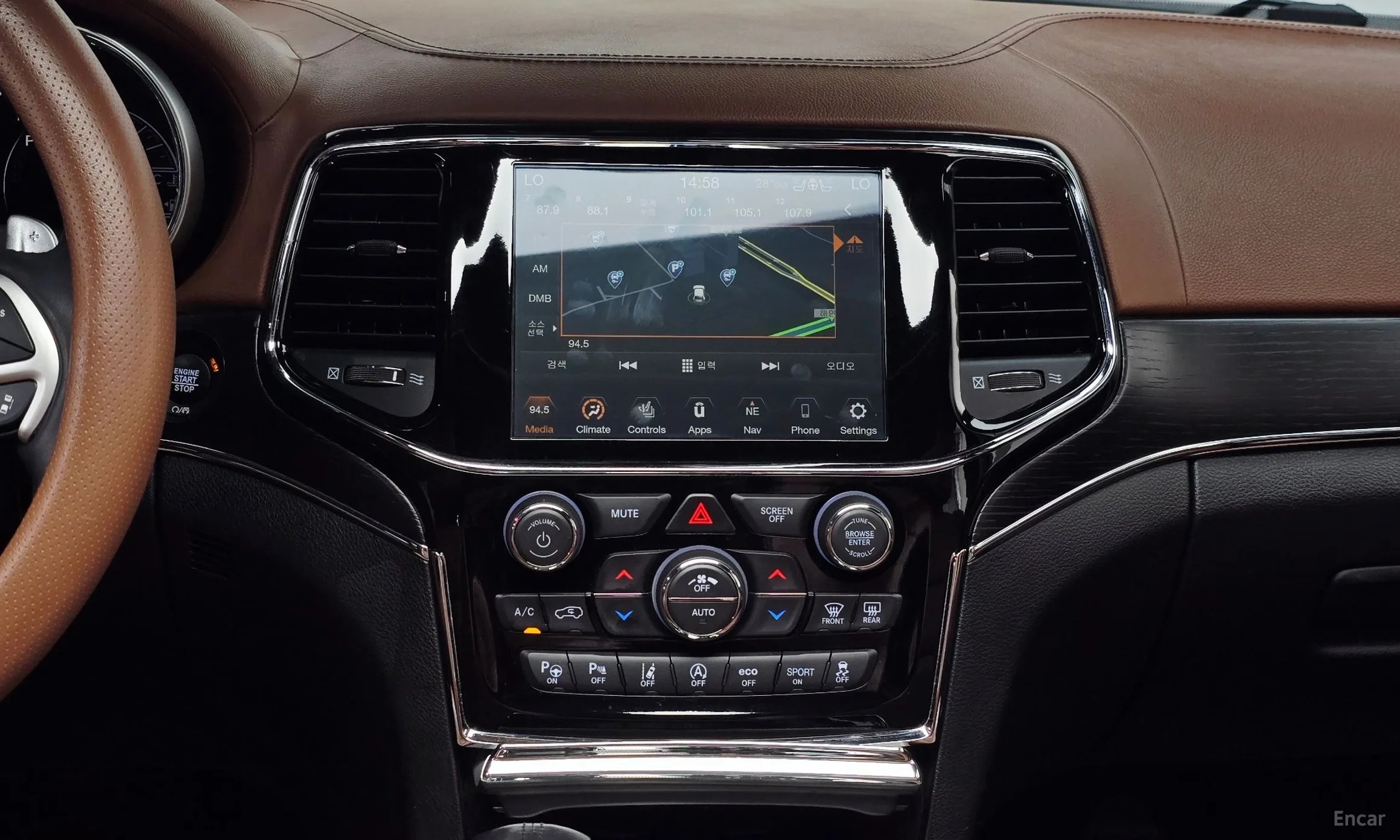 Jeep Grand Cherokee превью 12