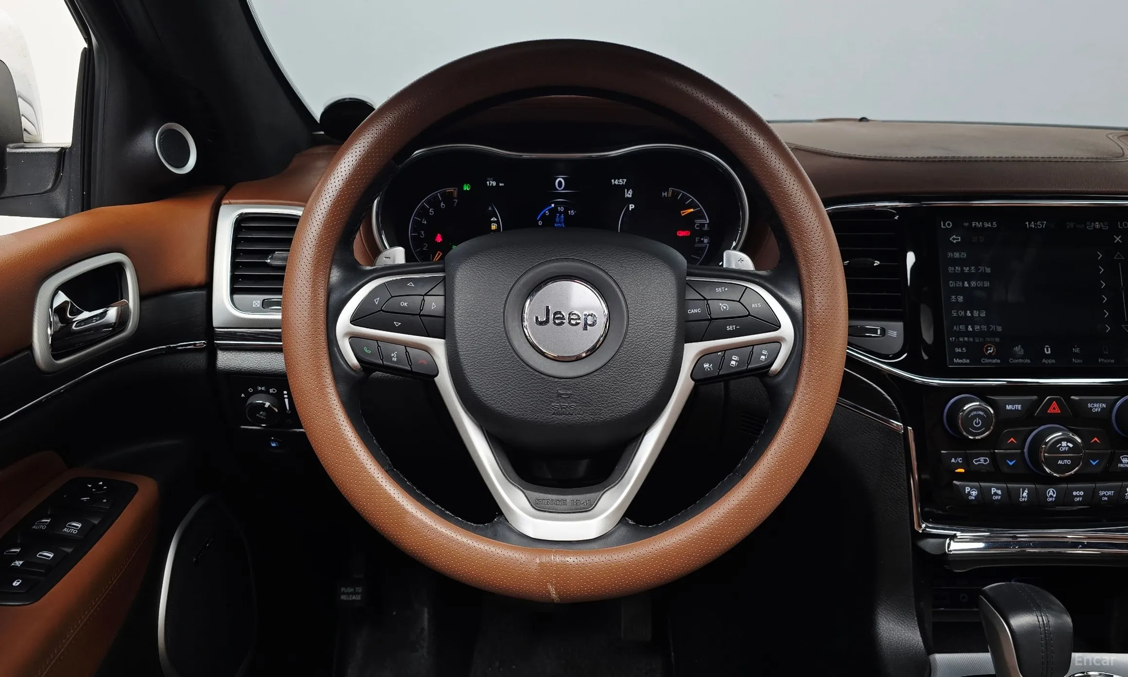 Jeep Grand Cherokee превью 13