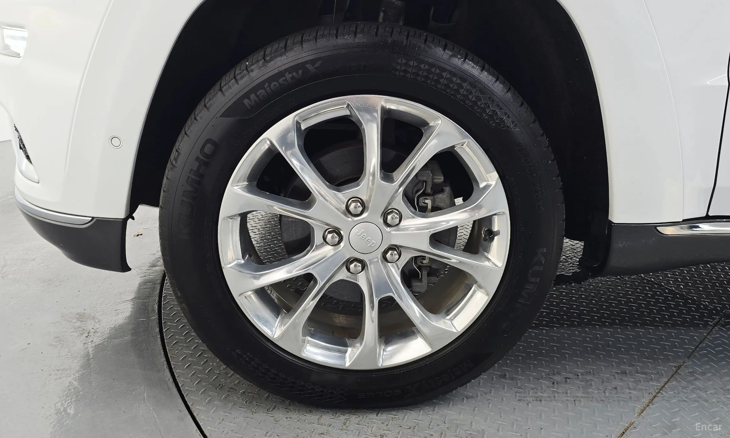 Jeep Grand Cherokee превью 5