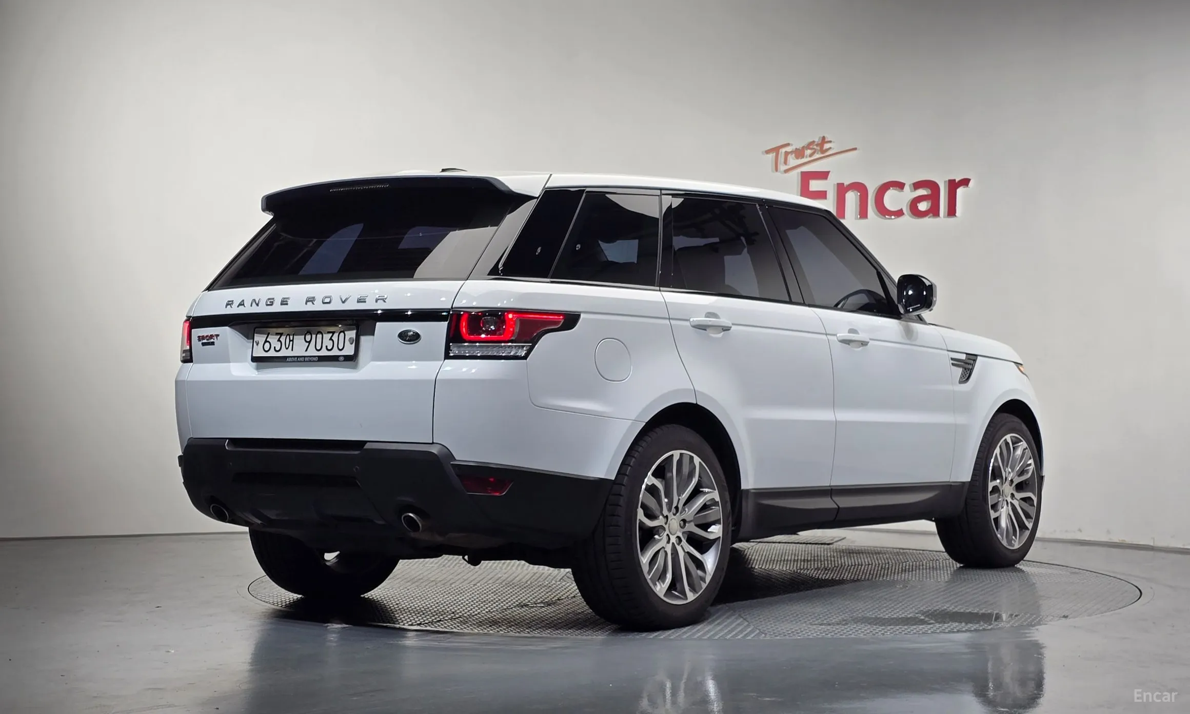 Land Rover Range Rover Sport 2nd Generation