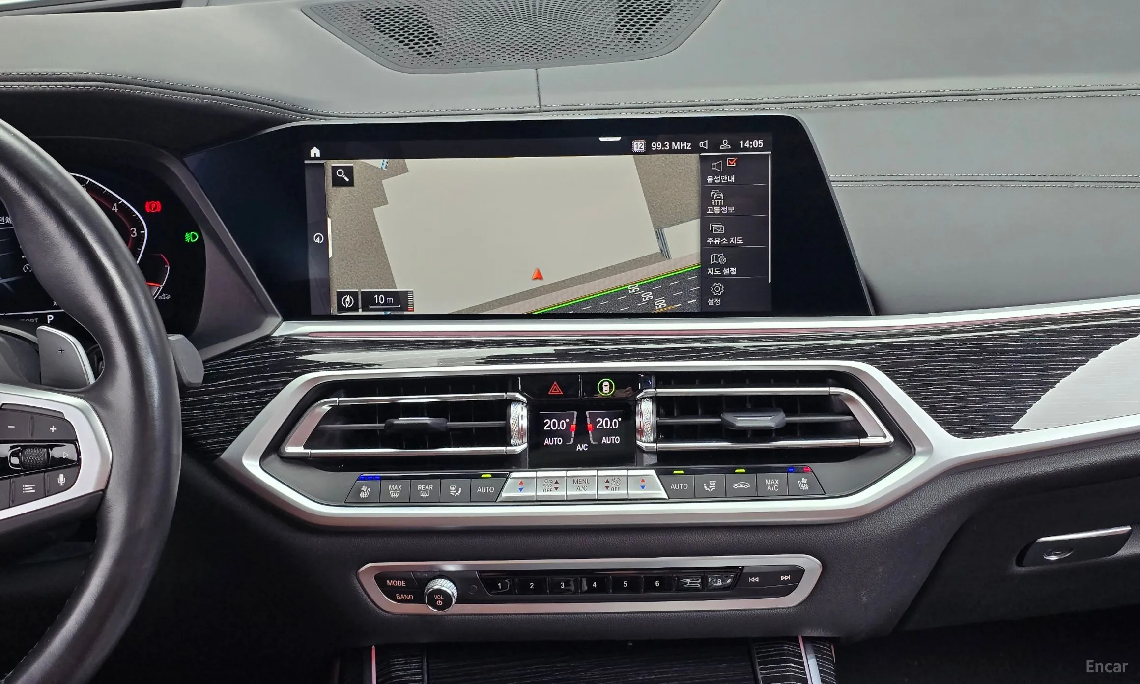 BMW X7 (G07) превью 12