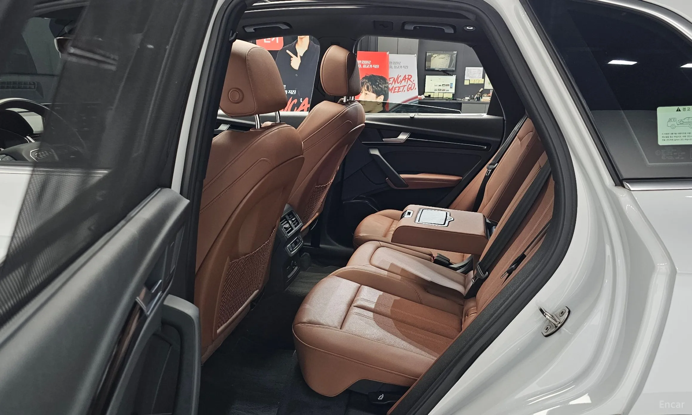 Audi Q5 (FY) превью 12