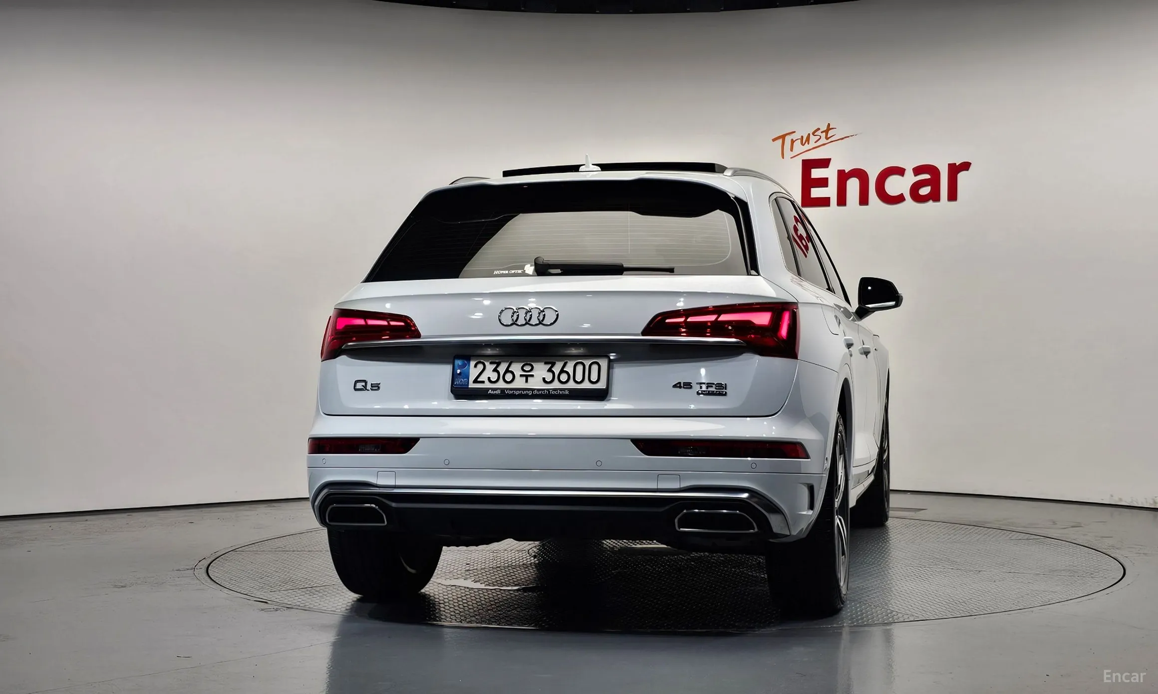 Audi Q5 (FY) превью 4