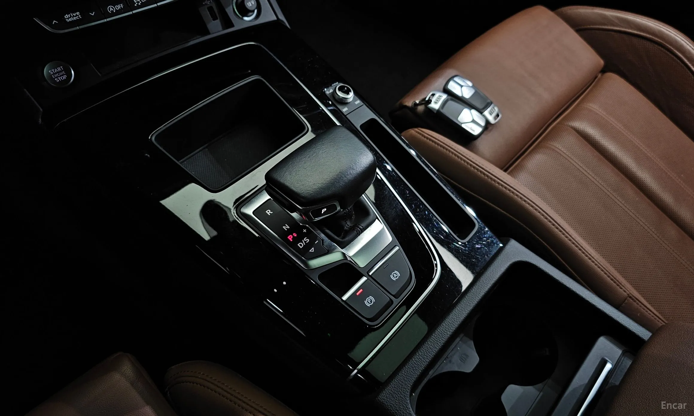 Audi Q5 (FY) превью 9