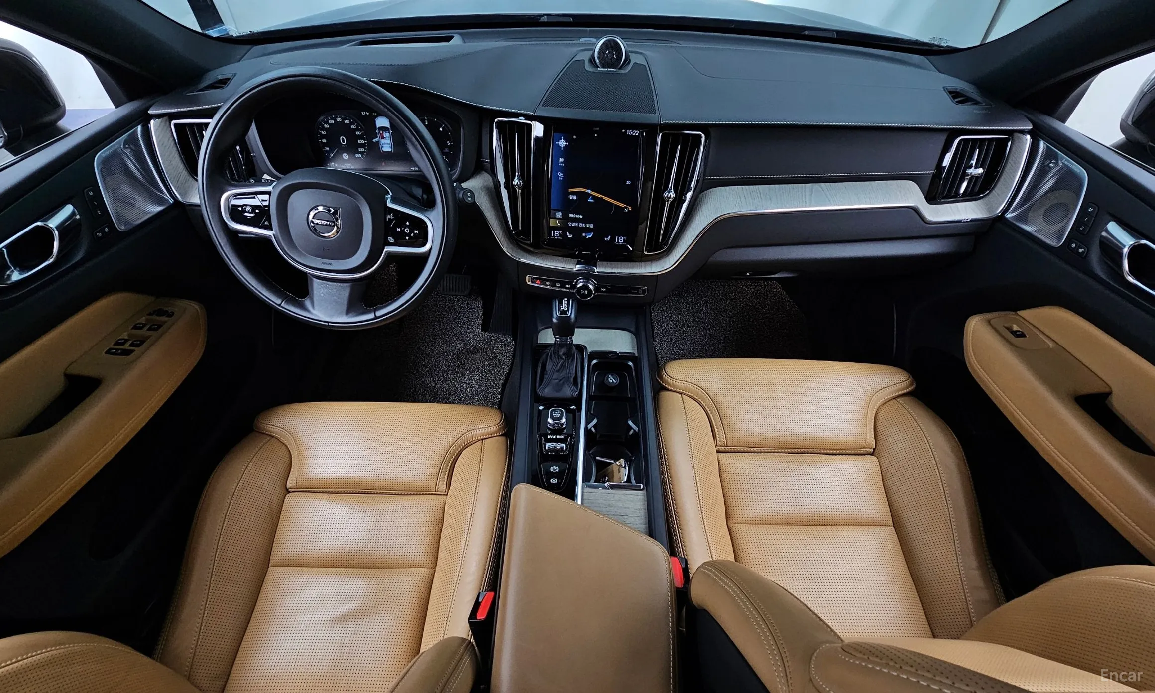 Volvo XC60 Gen 2 превью 7
