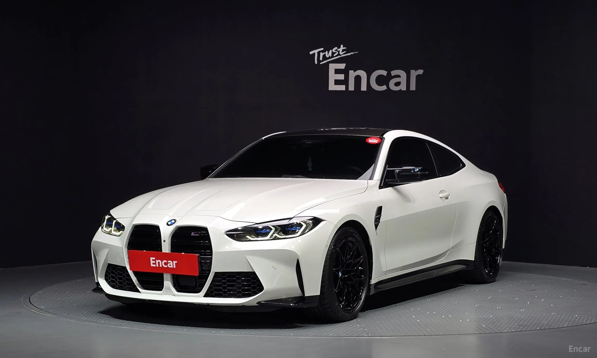 BMW M4 (G82)