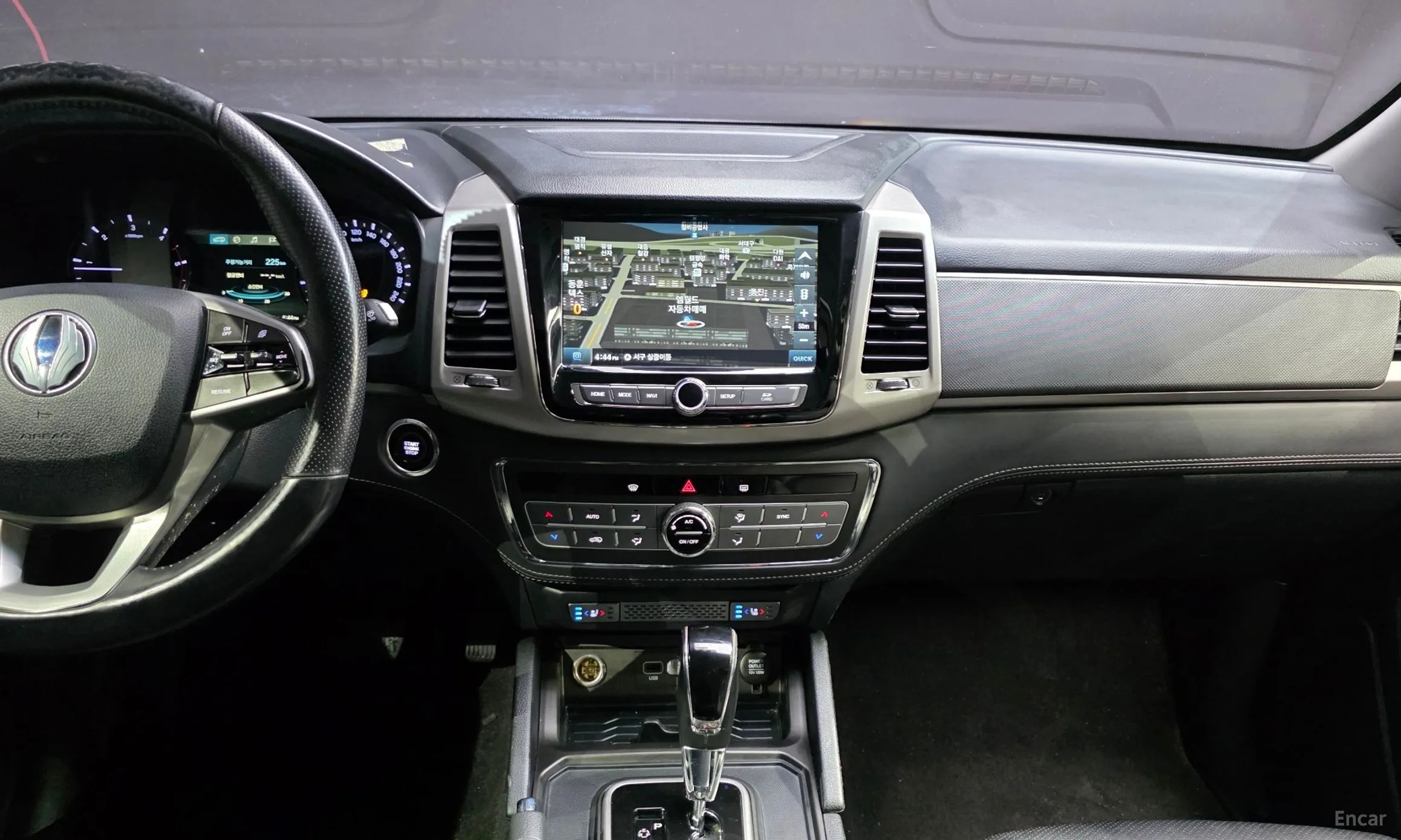 KG Mobility (SsangYong) Rexton Sports превью 18