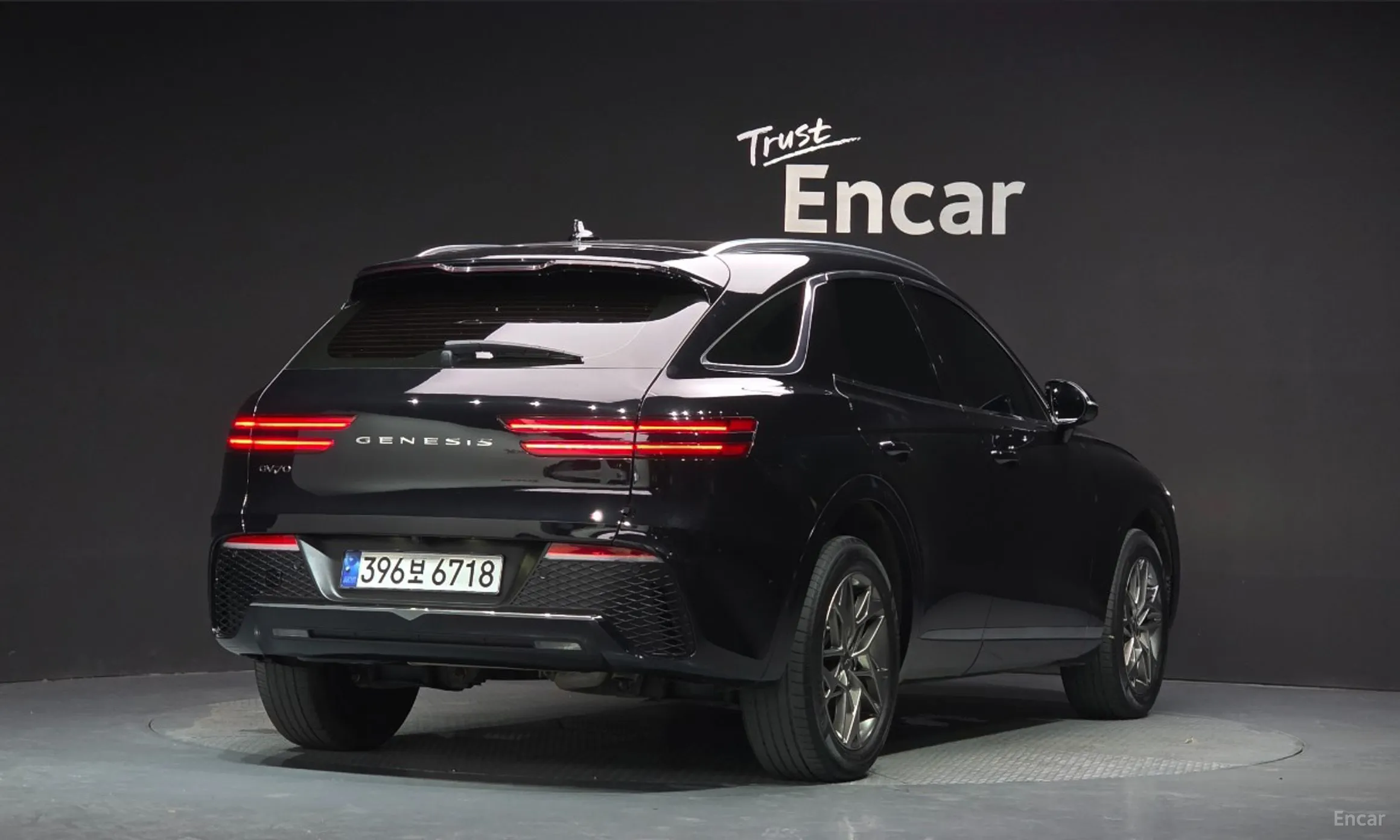 Genesis GV70 превью 2