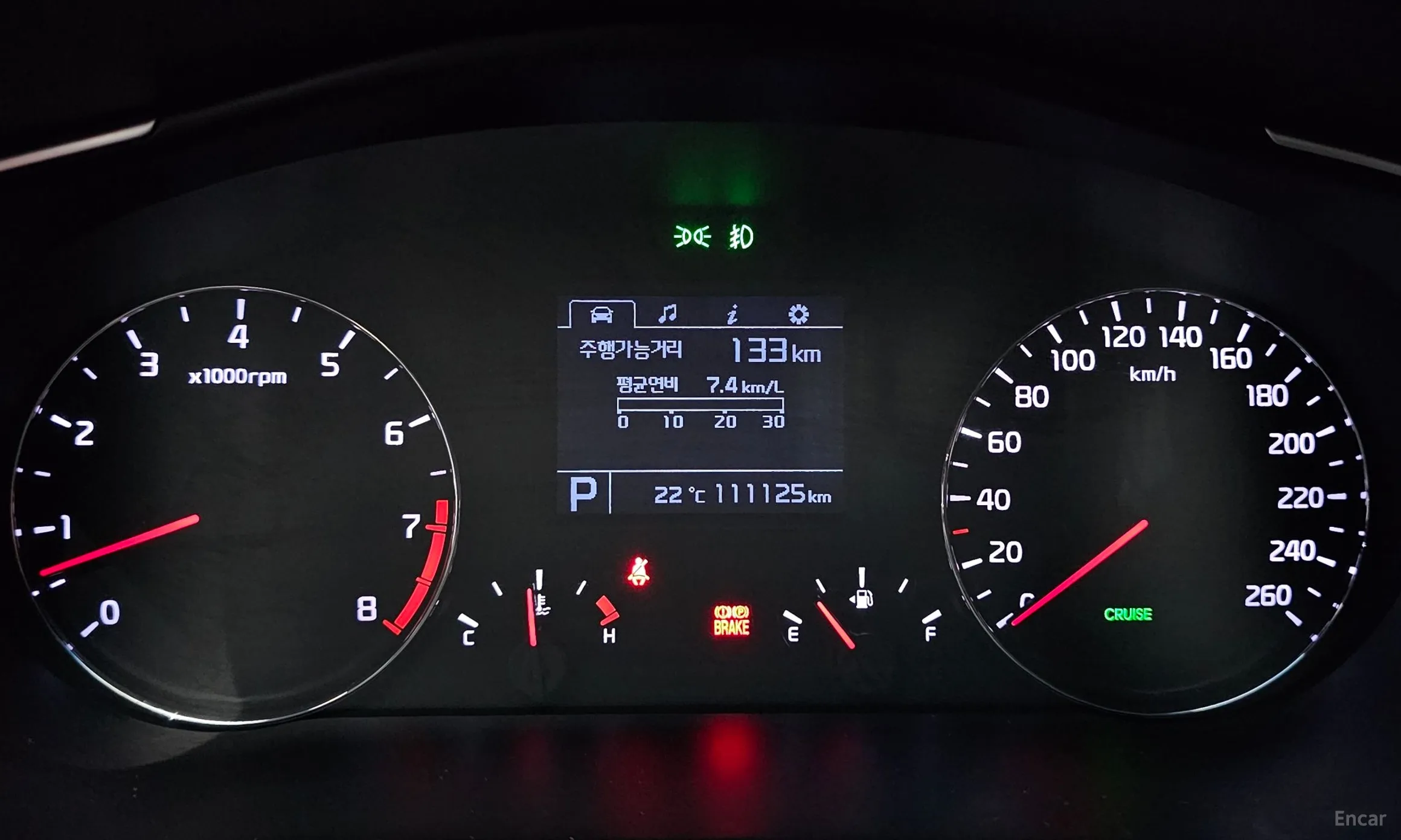 Kia K7 превью 8