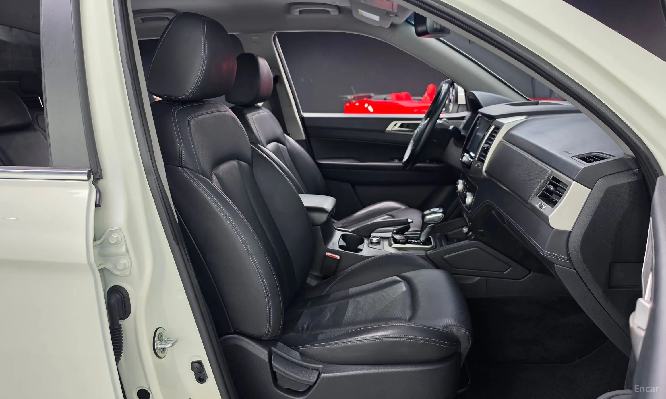 KG Mobility (SsangYong) Rexton Sports превью 10