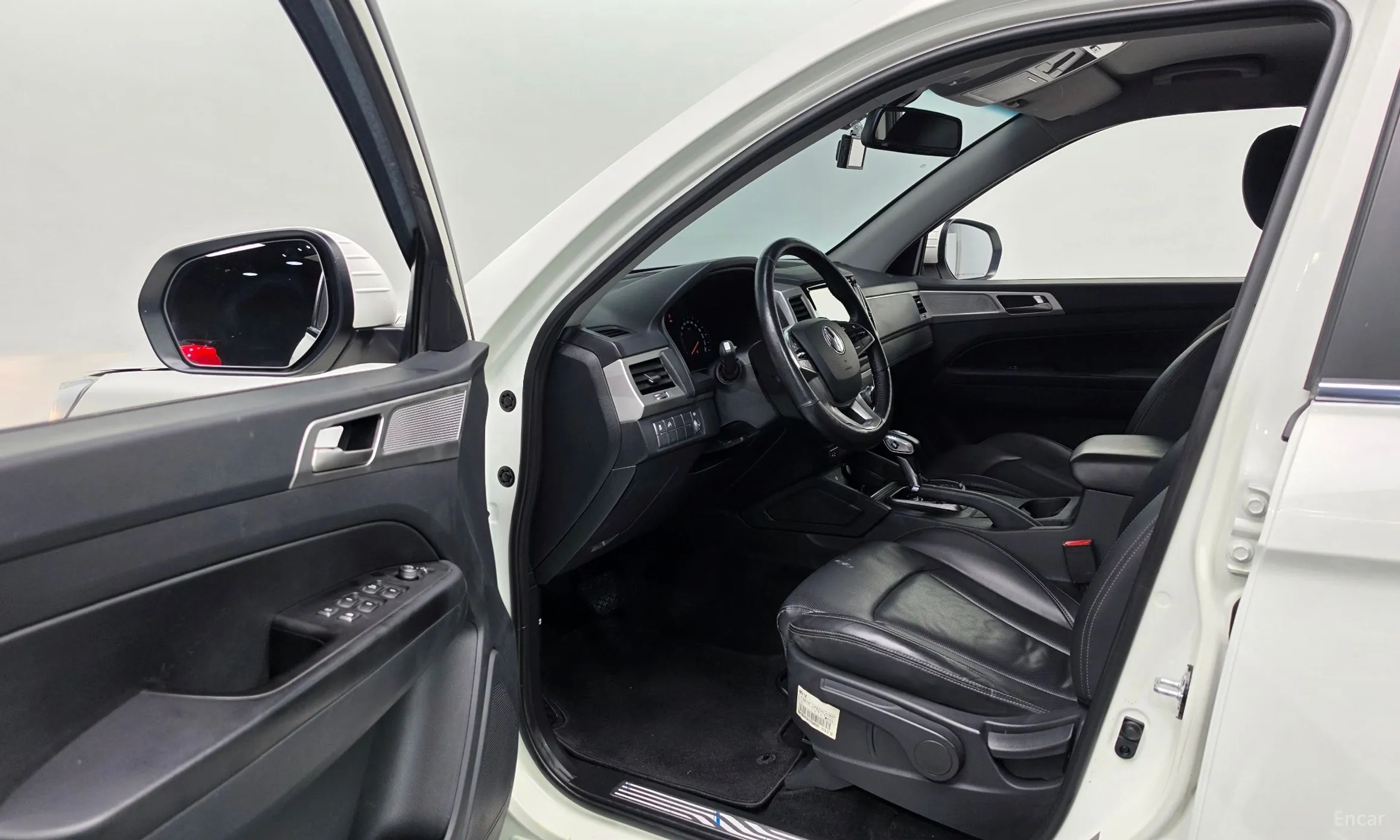 KG Mobility (SsangYong) Rexton Sports превью 11