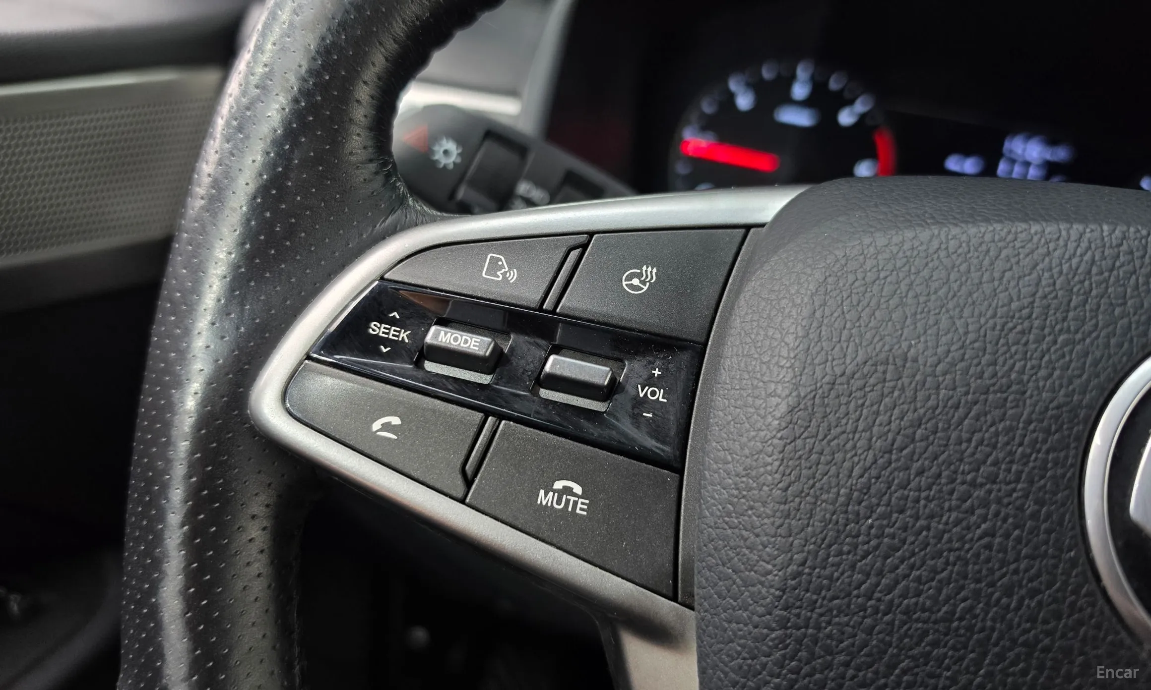KG Mobility (SsangYong) Rexton Sports превью 18