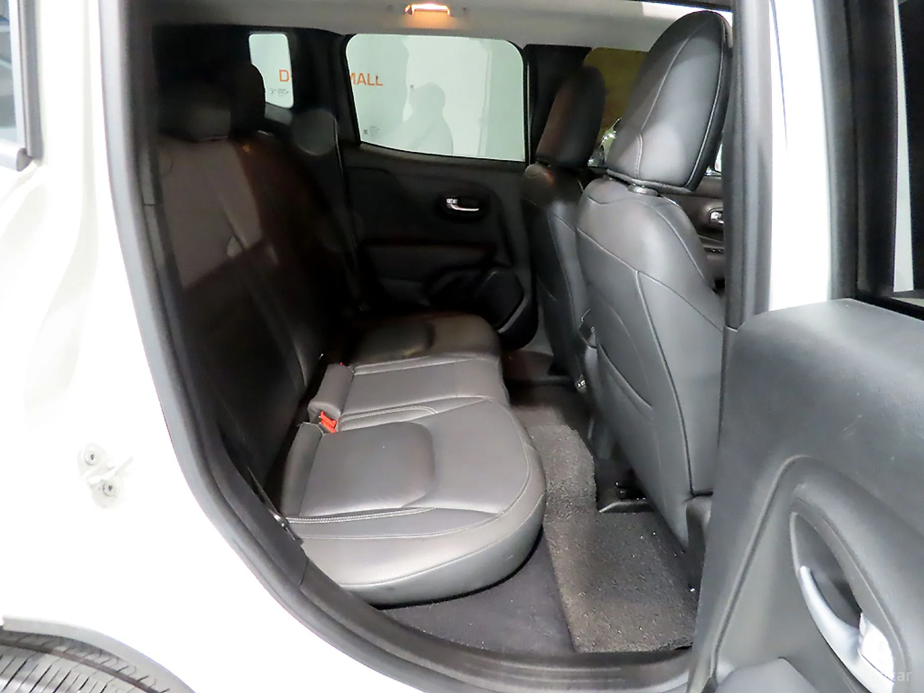 Jeep Renegade превью 8