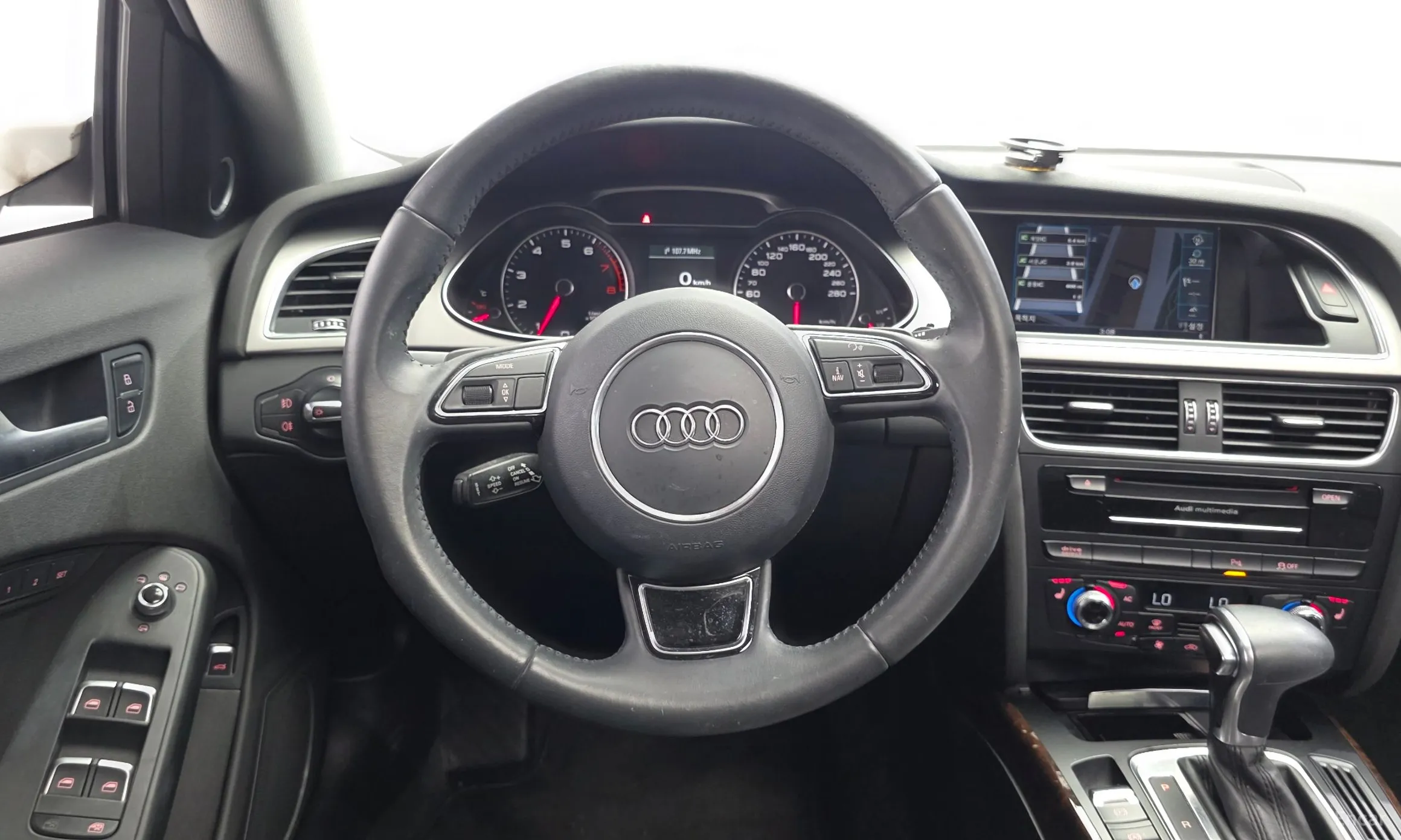 Audi New A4 превью 13