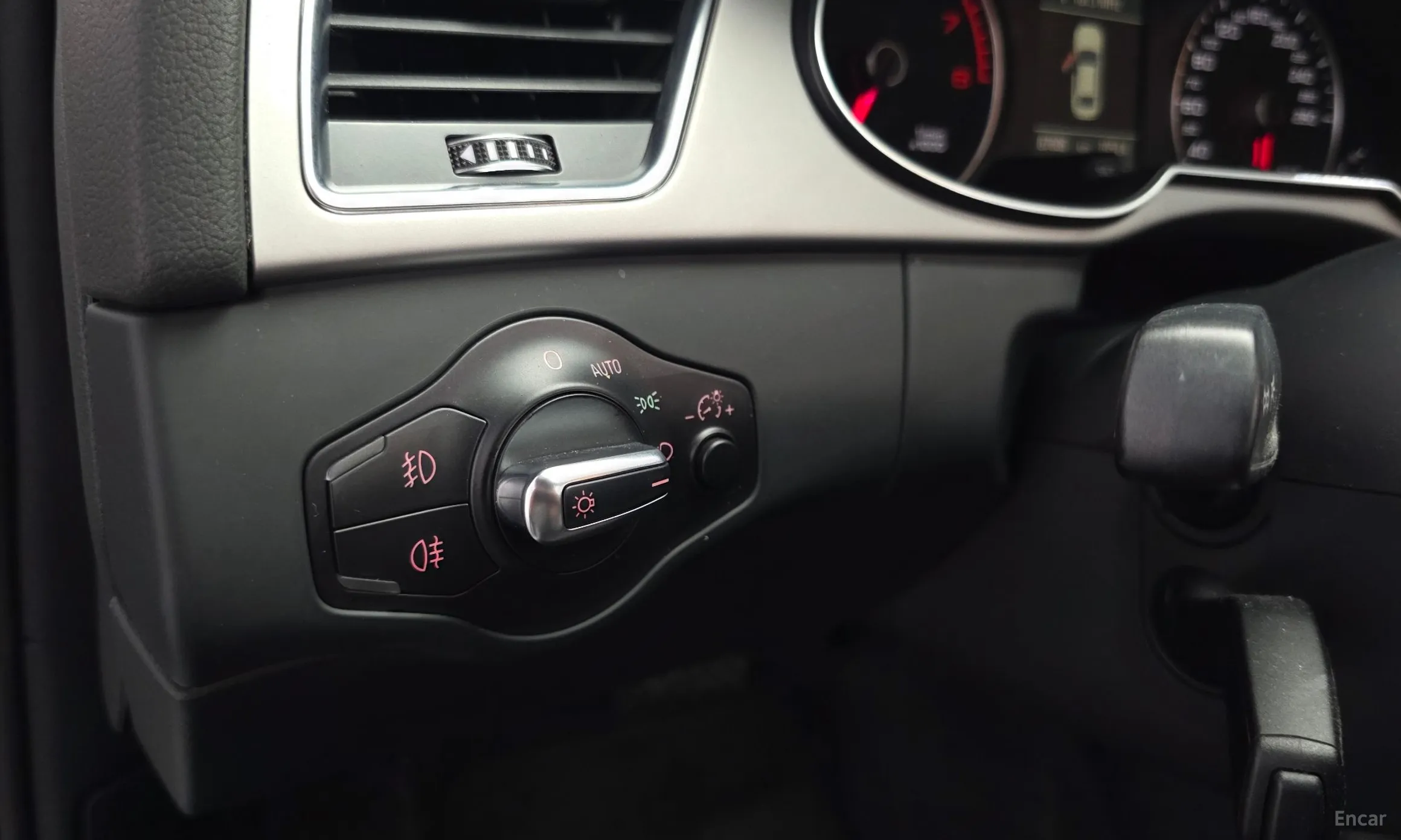 Audi New A4 превью 18