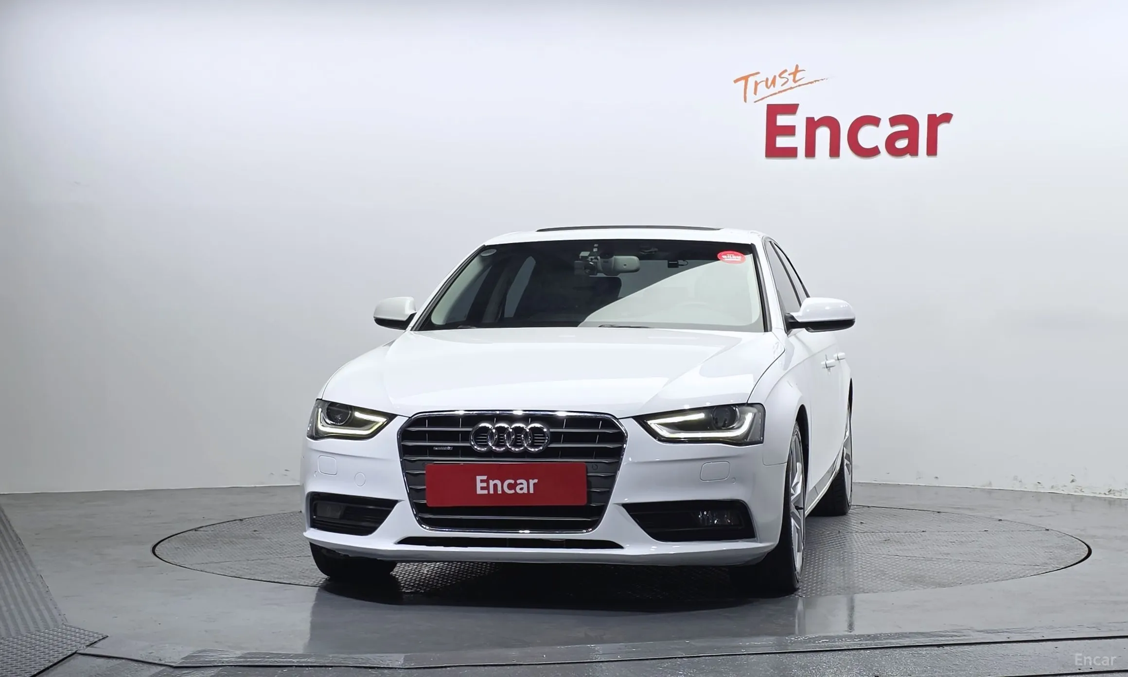 Audi New A4 превью 3