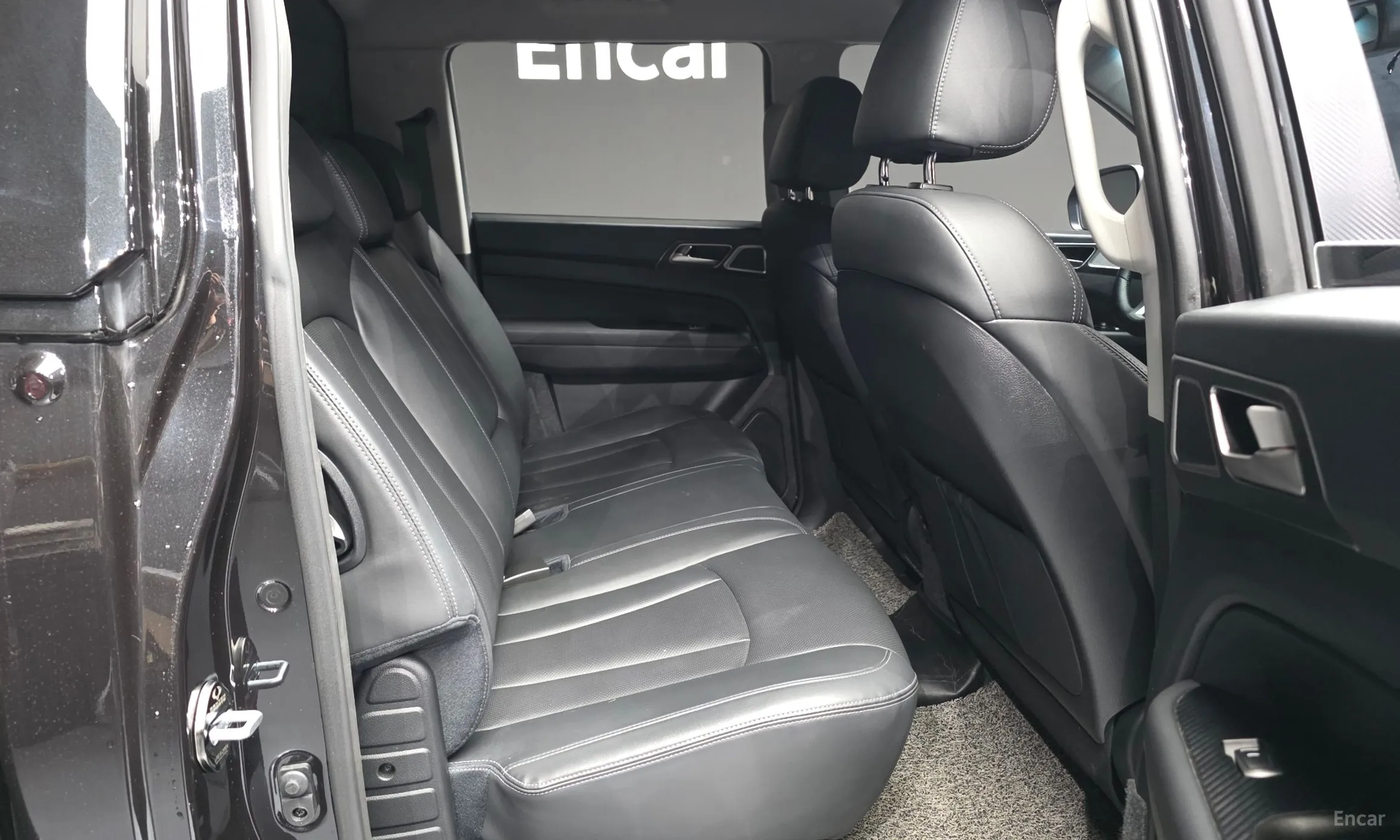KG Mobility (SsangYong) Rexton Sports превью 12