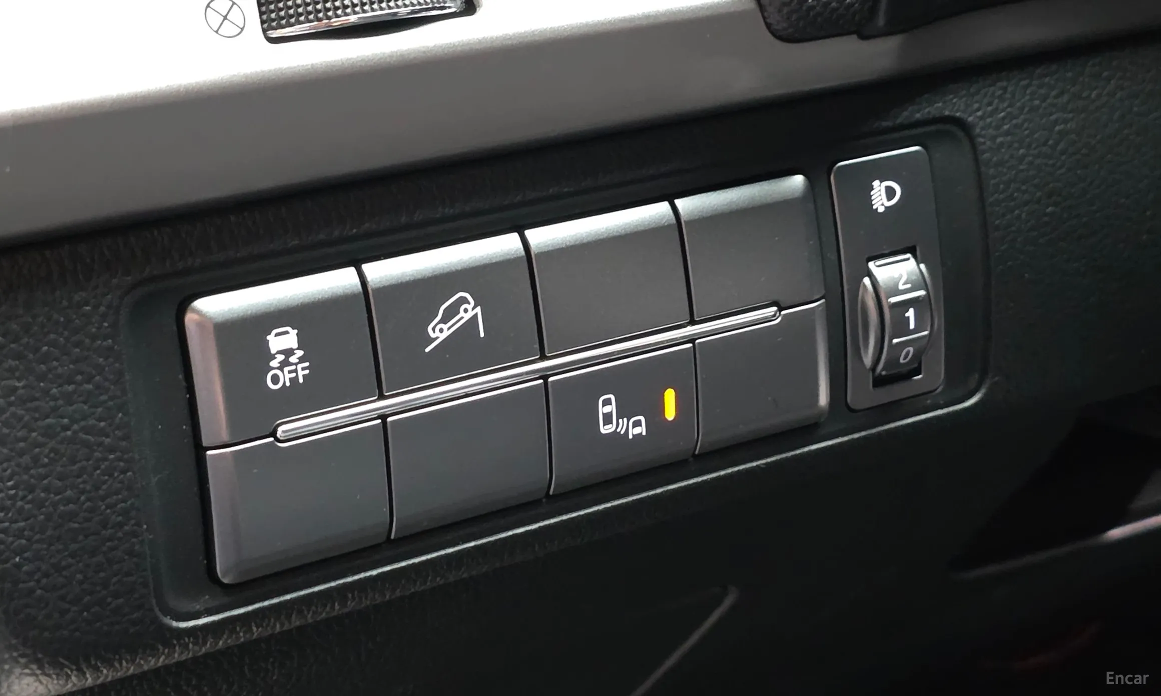 KG Mobility (SsangYong) Rexton Sports превью 18