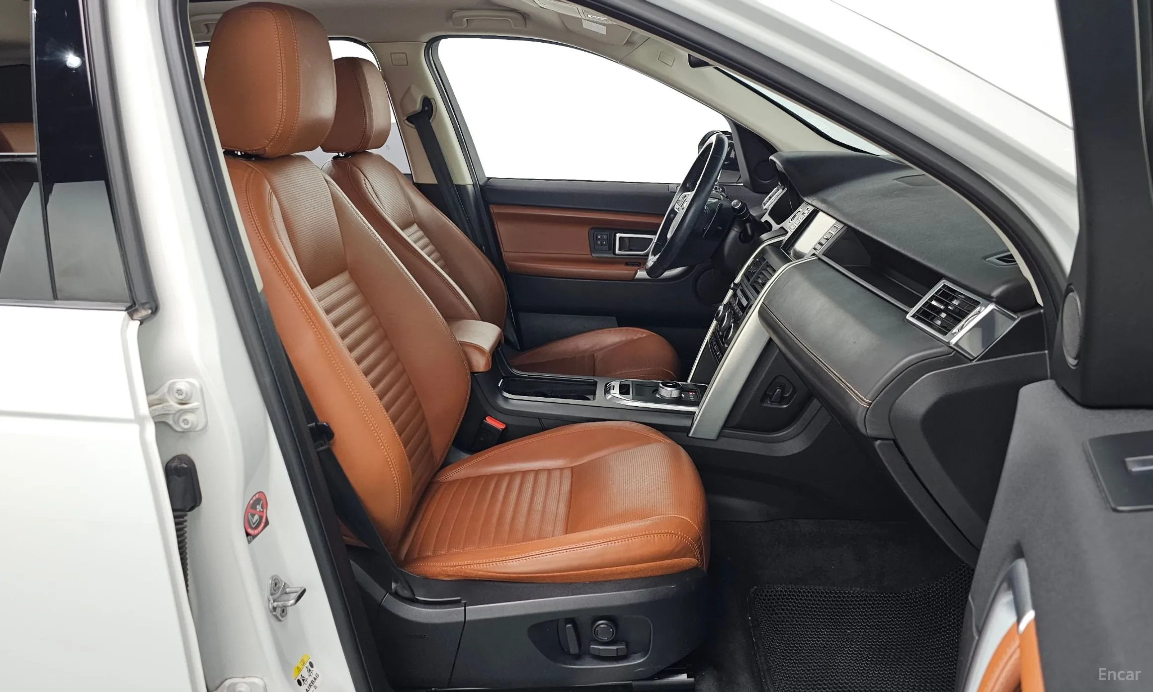 Land Rover Discovery Sports превью 11