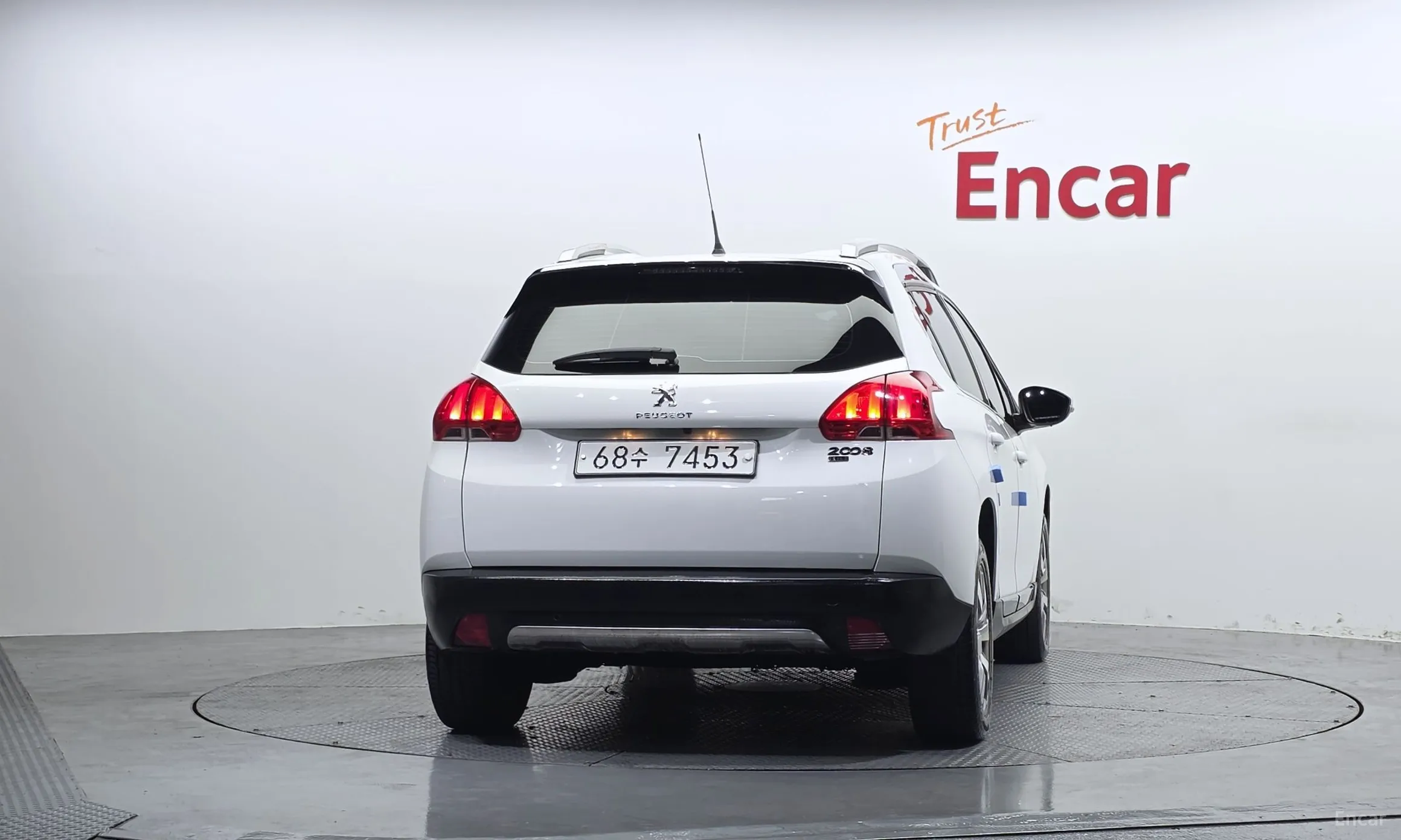 Peugeot 2008. превью 4