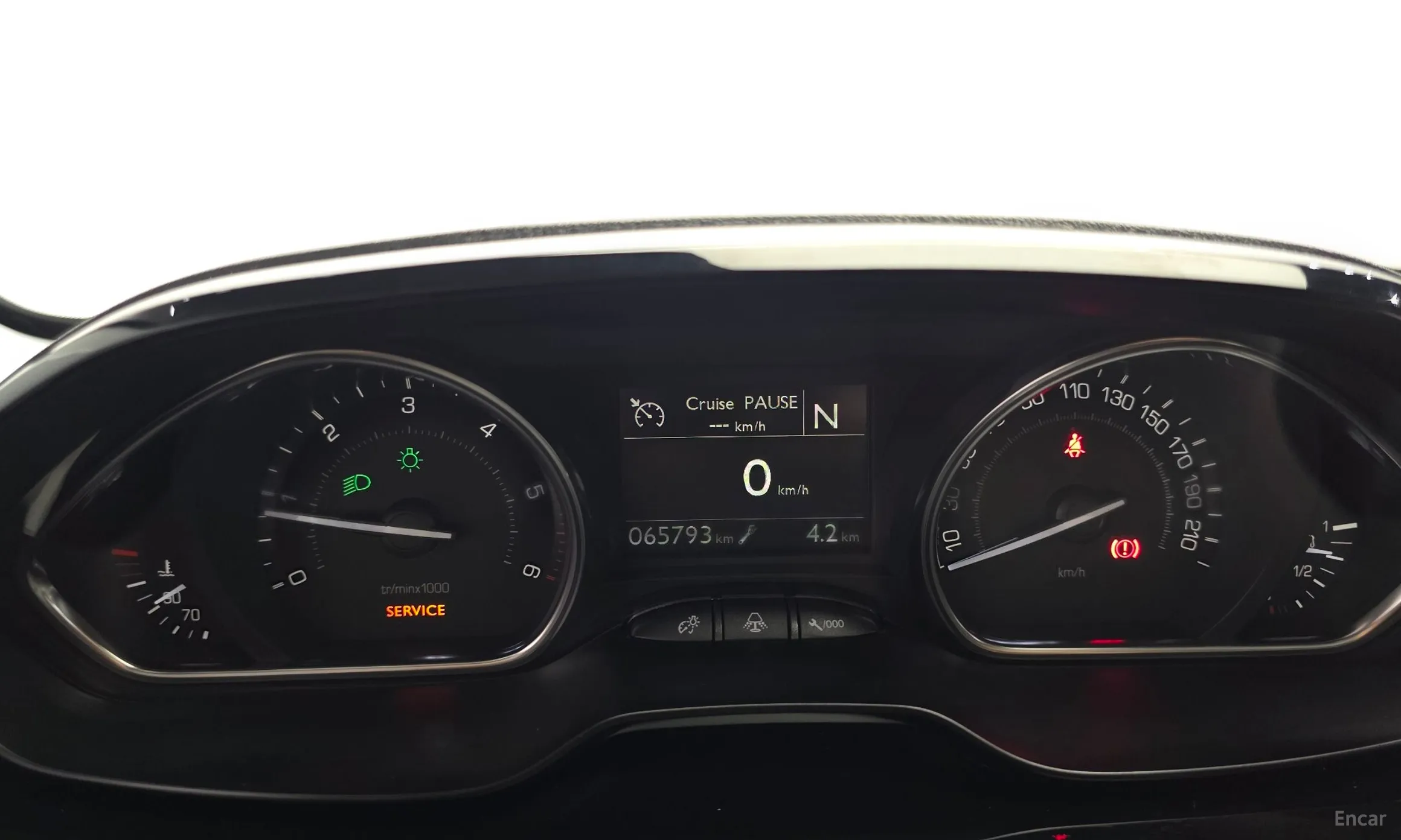 Peugeot 2008. превью 8