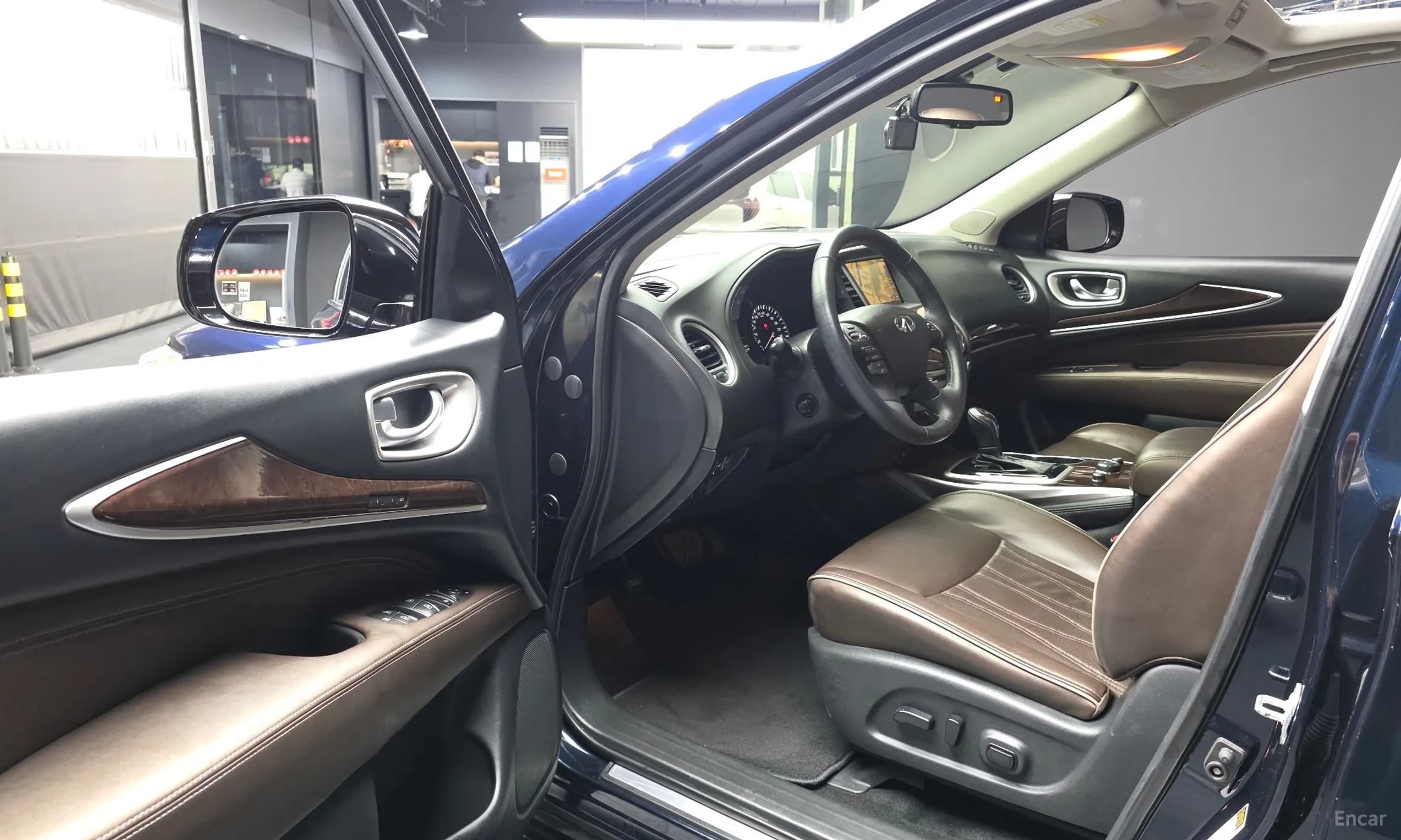 Infiniti QX60 превью 10