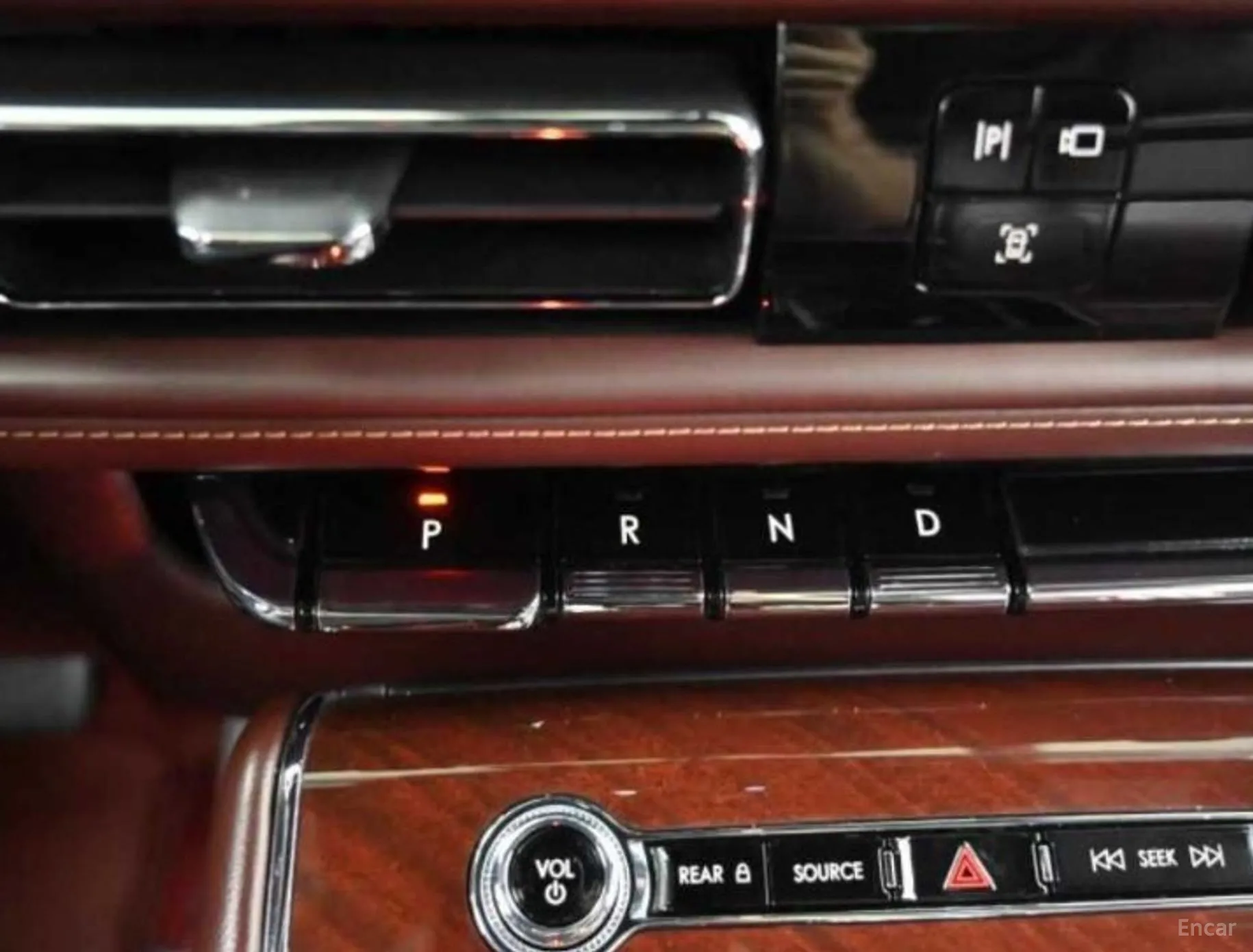 Lincoln Aviator 2nd Generation превью 12