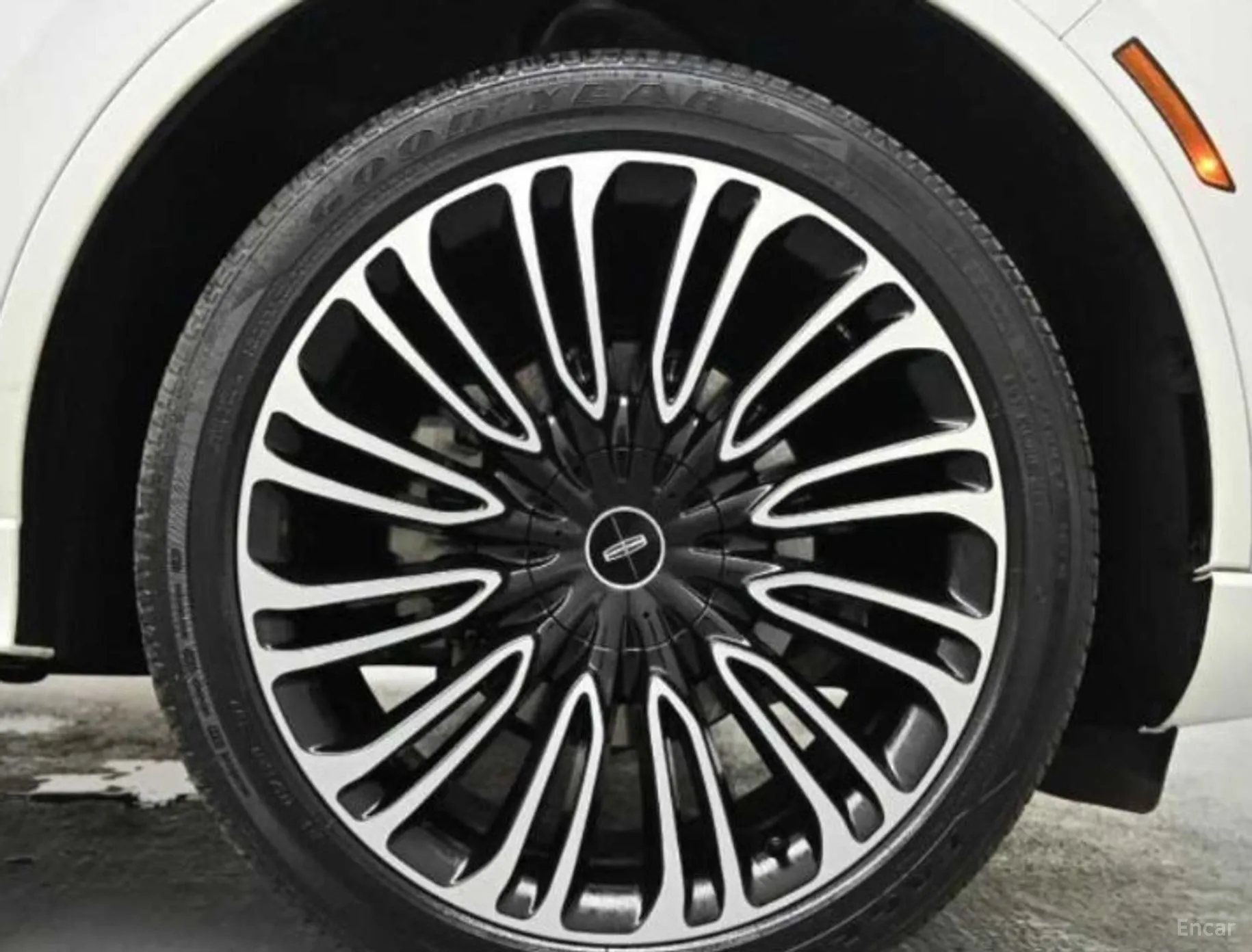 Lincoln Aviator 2nd Generation превью 16