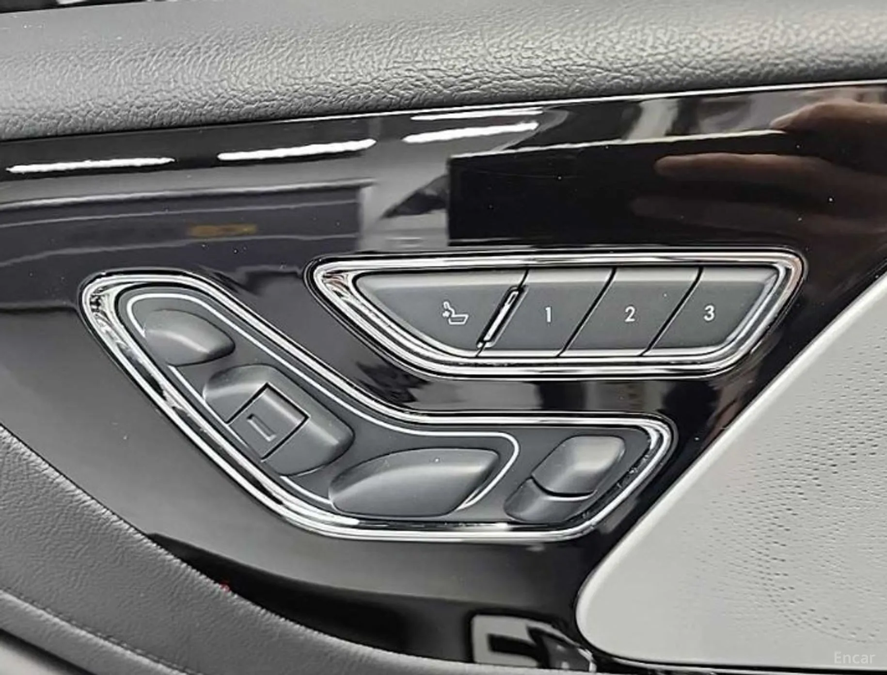 Lincoln Aviator 2nd Generation превью 16