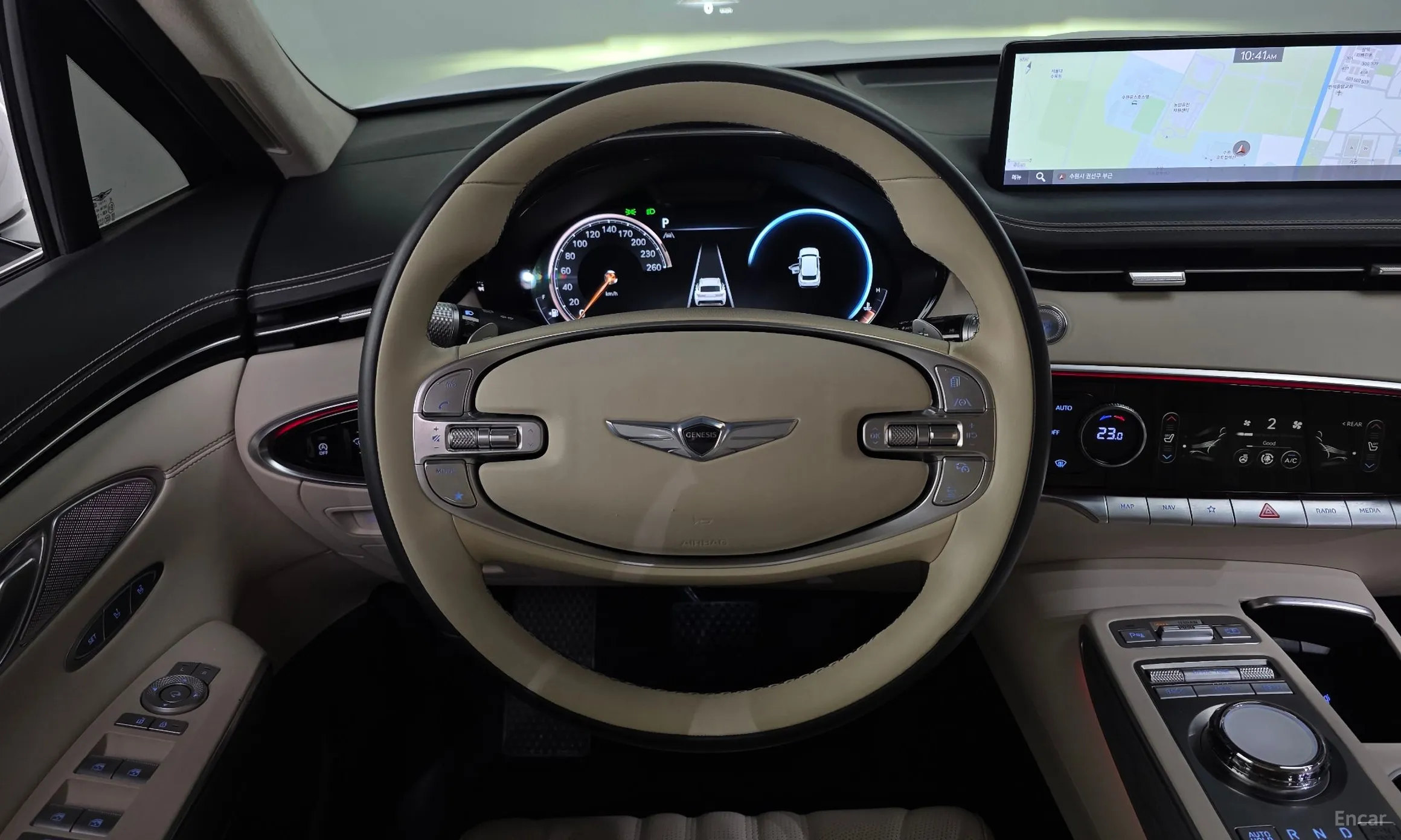 Genesis GV70 превью 13