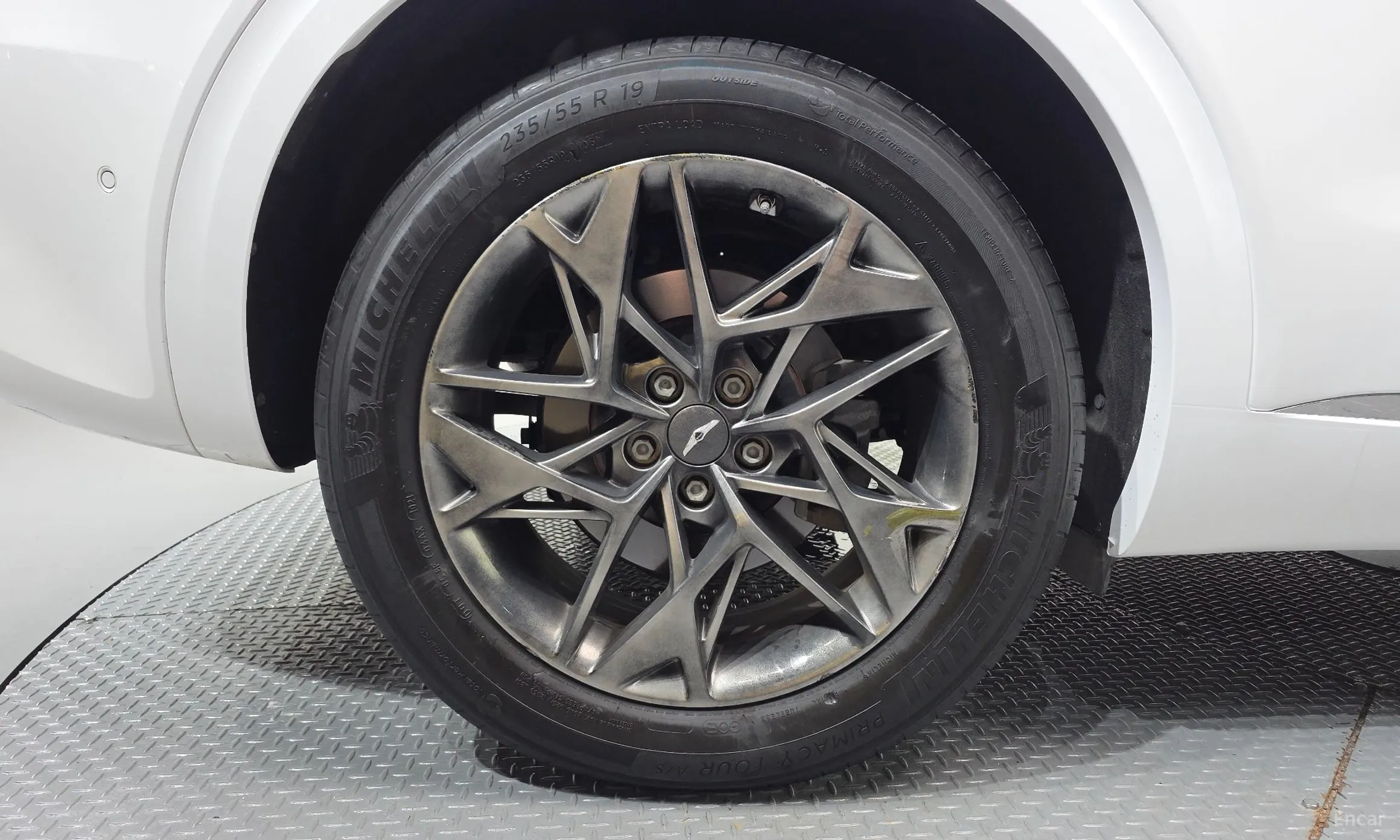 Genesis GV70 превью 5